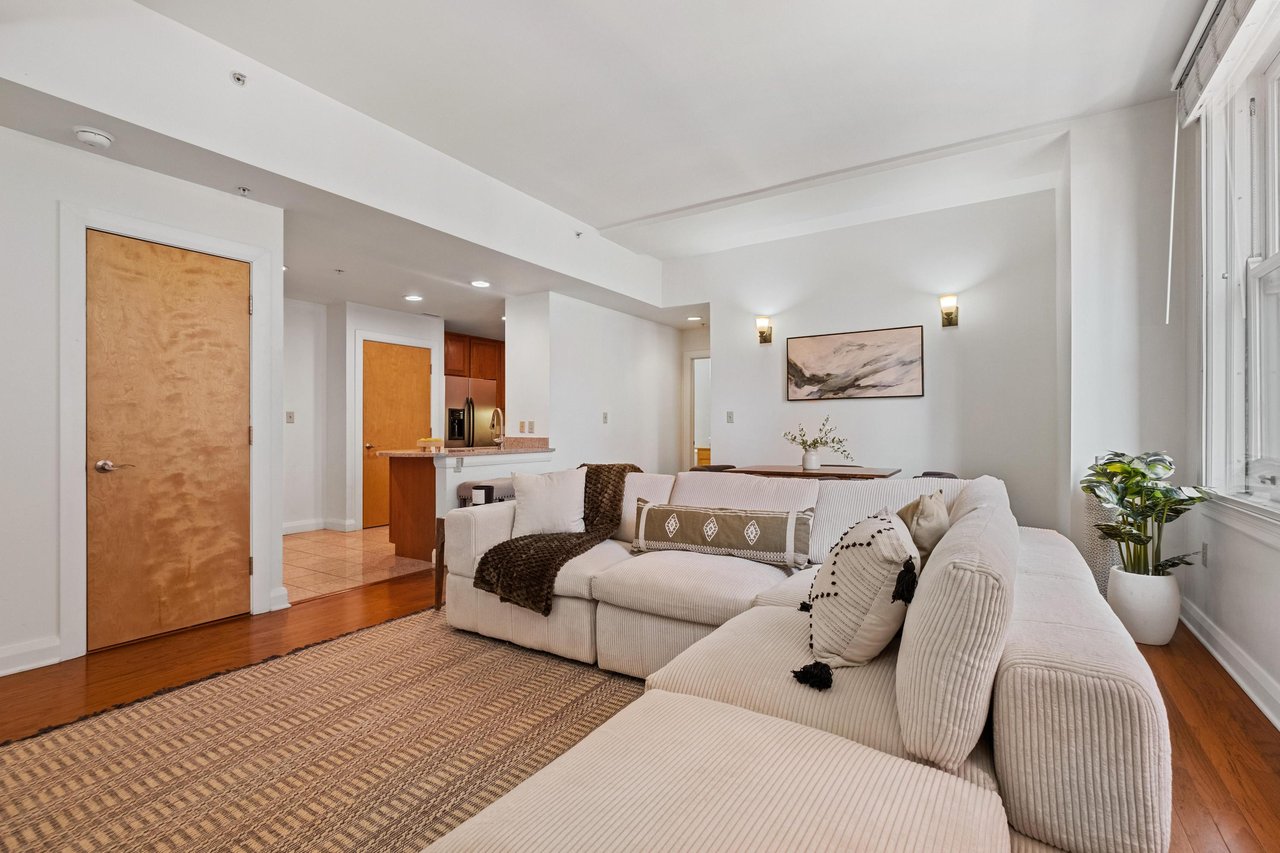 306 4th Avenue Unit #501