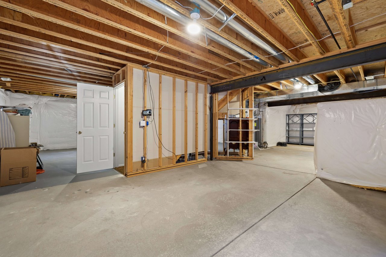 5423 Lions Gate Lane