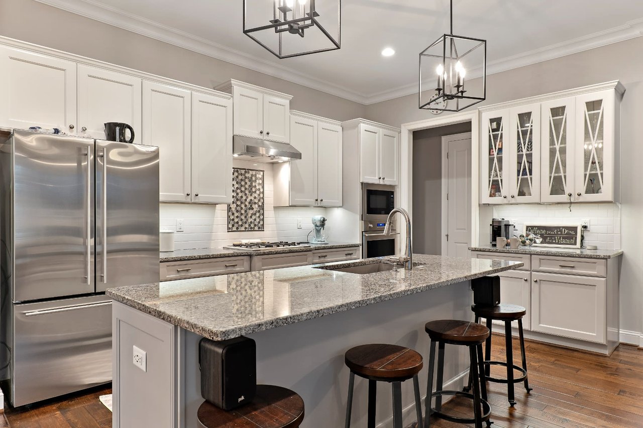 1400 Ascot Hill Terrace