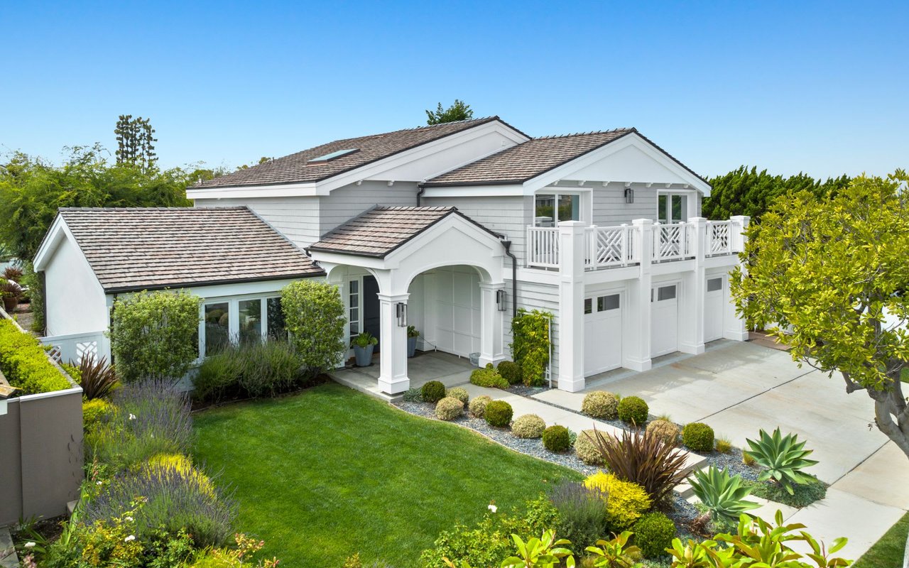 3719 Blue Key