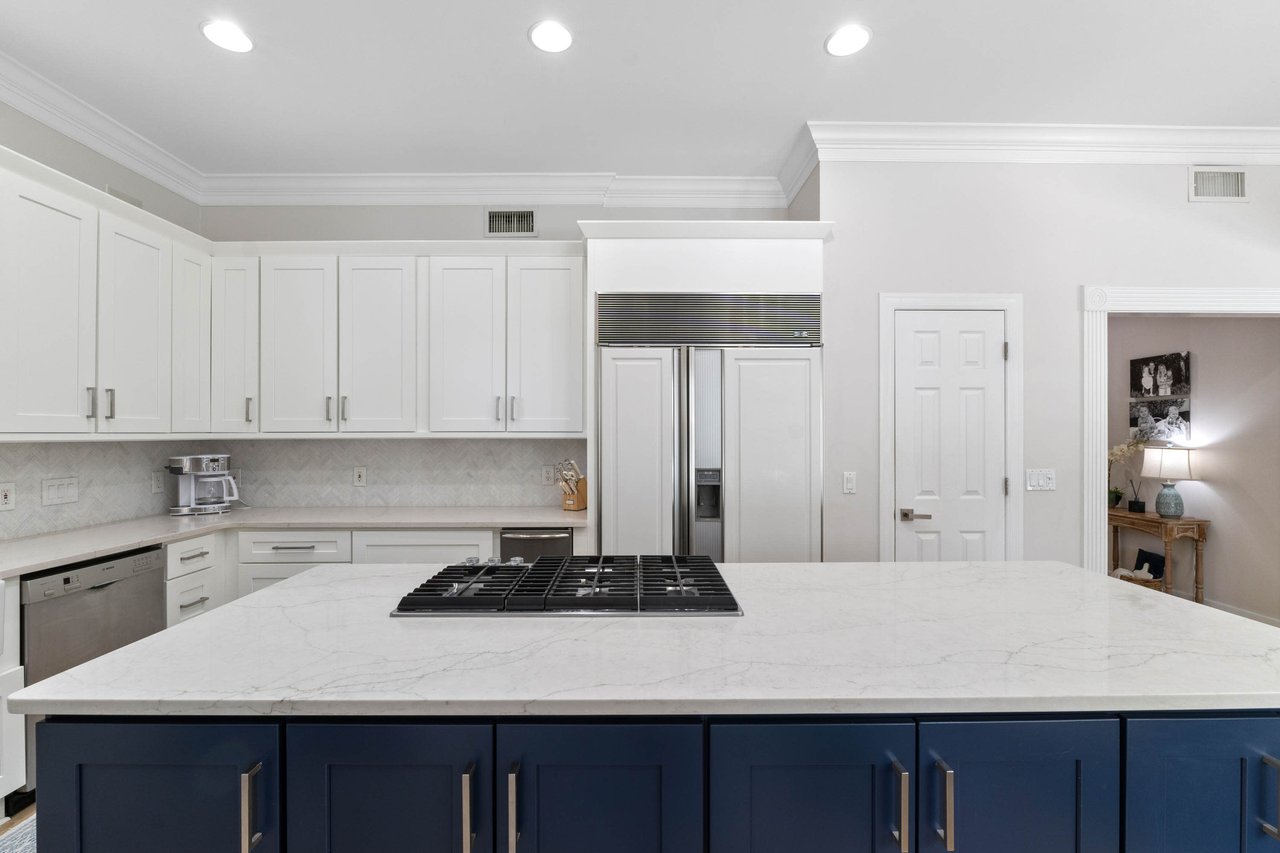 1421 Place Picardy