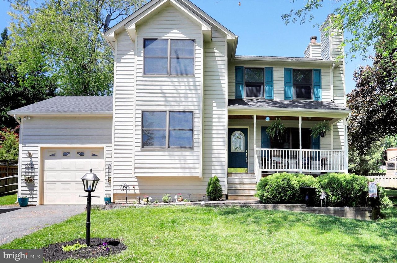 10394 Fox Meadow Cir