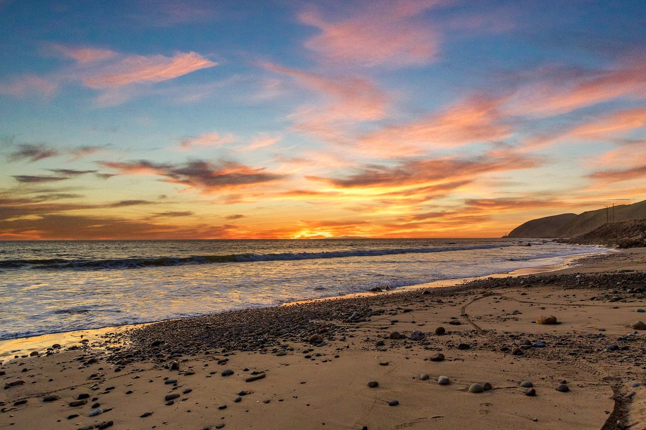 Malibu Beachfront Bliss