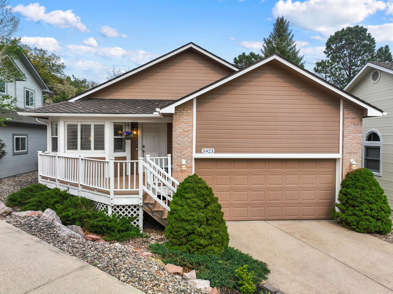 5423 Lions Gate Lane