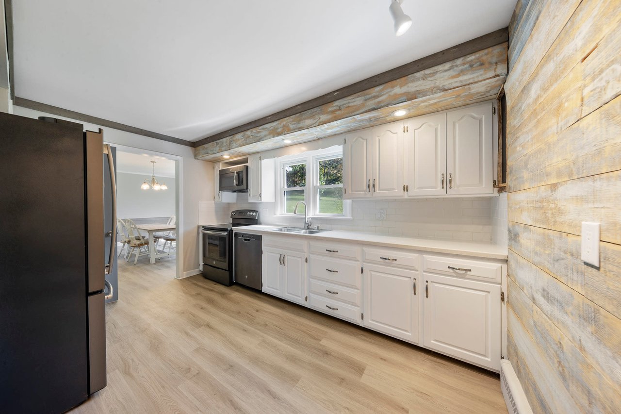 148 Foothill Rd