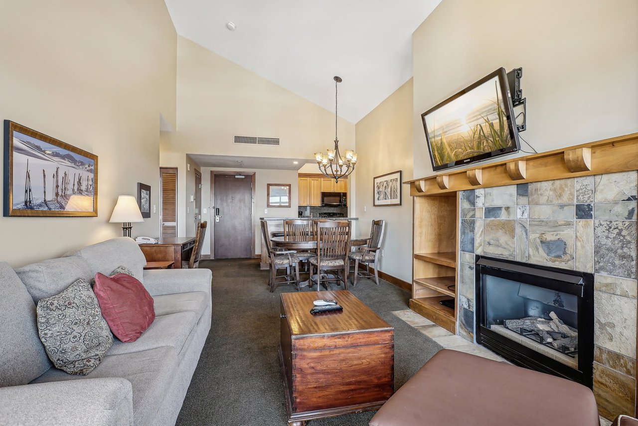 3720 Sundial Ct B517
