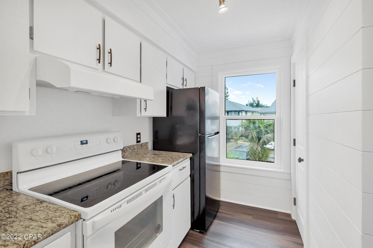 7813 N LAGOON Drive Unit 7C