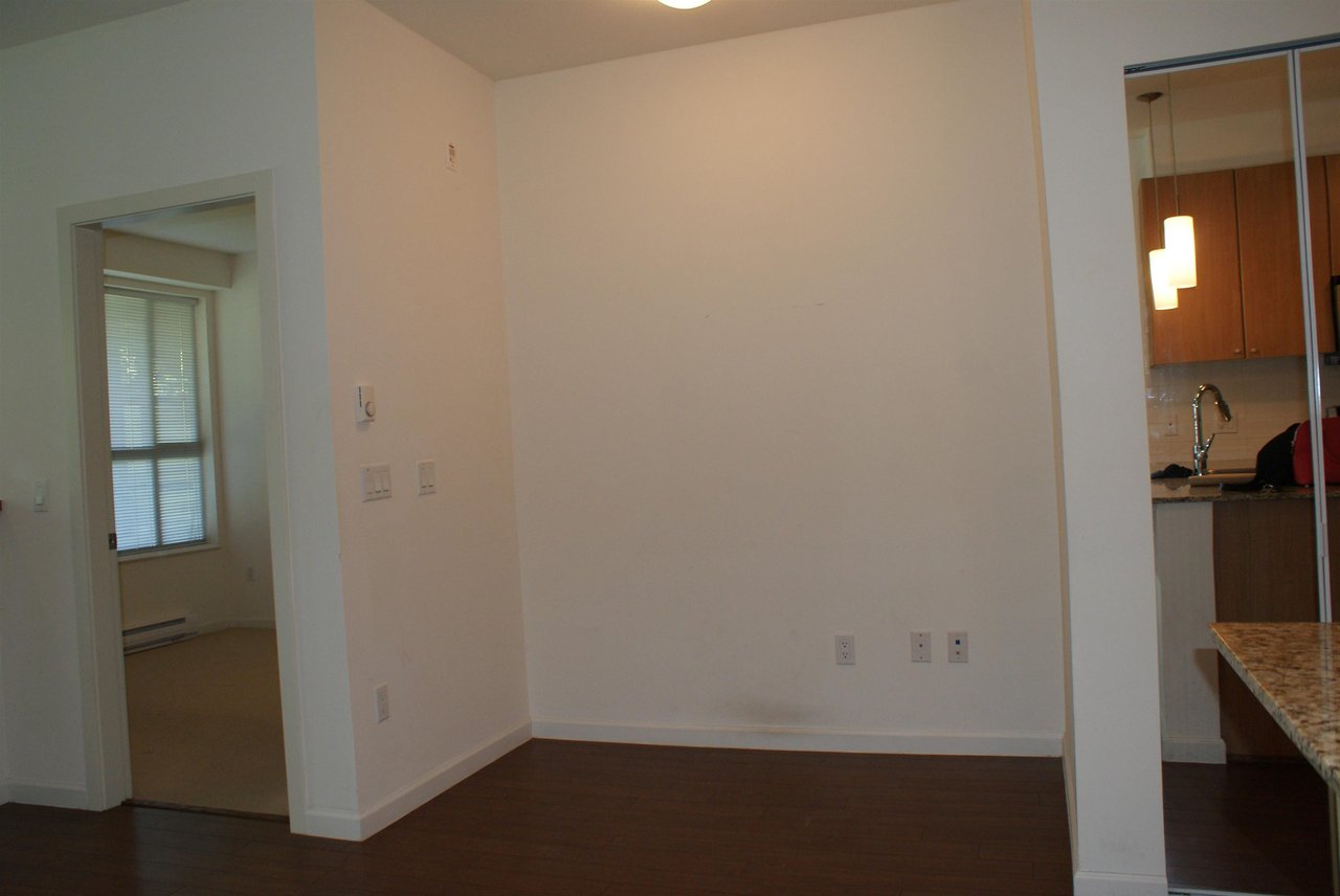 315-2484 Wilson Ave