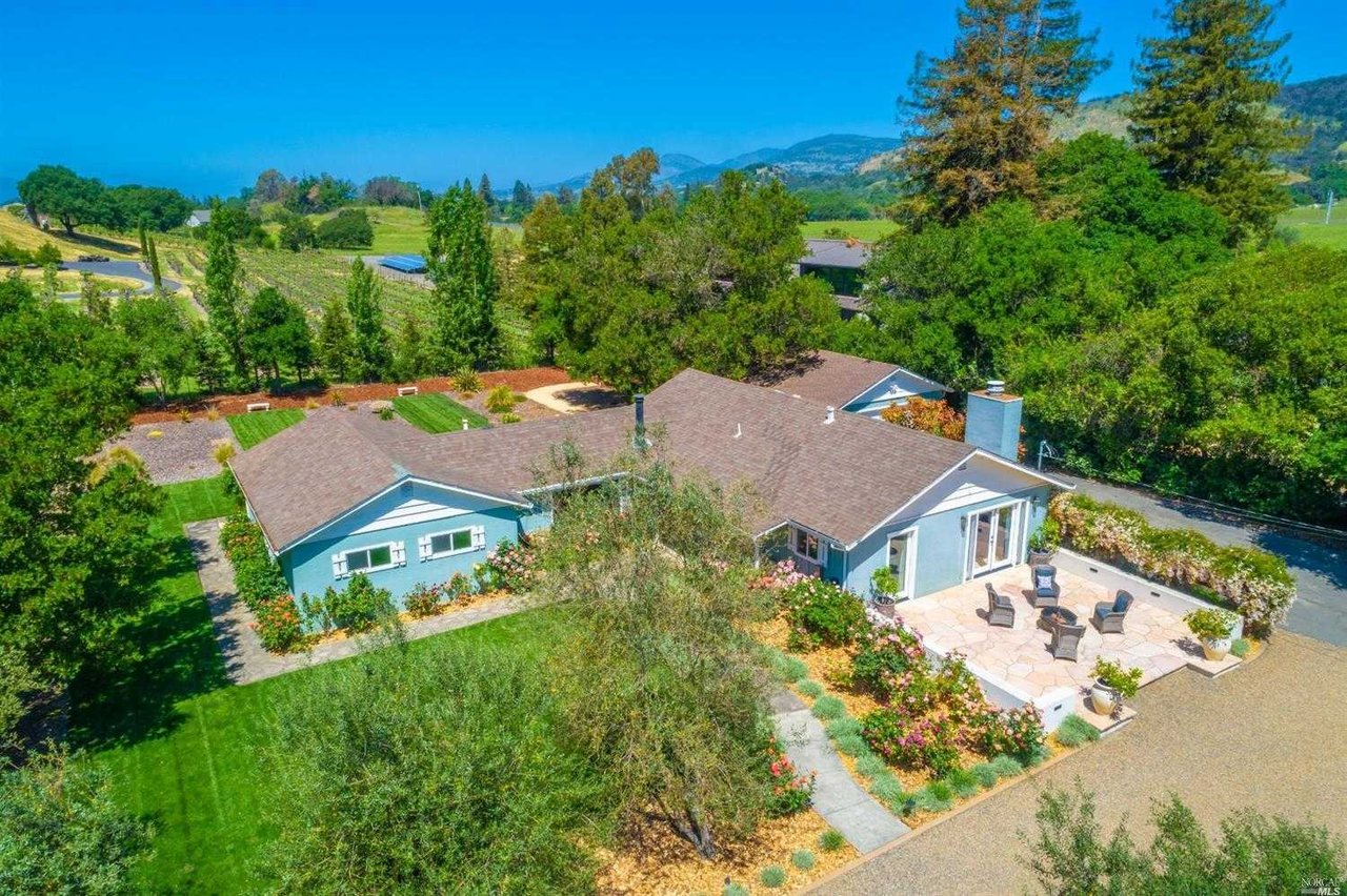 1054 Olive Hill Ln