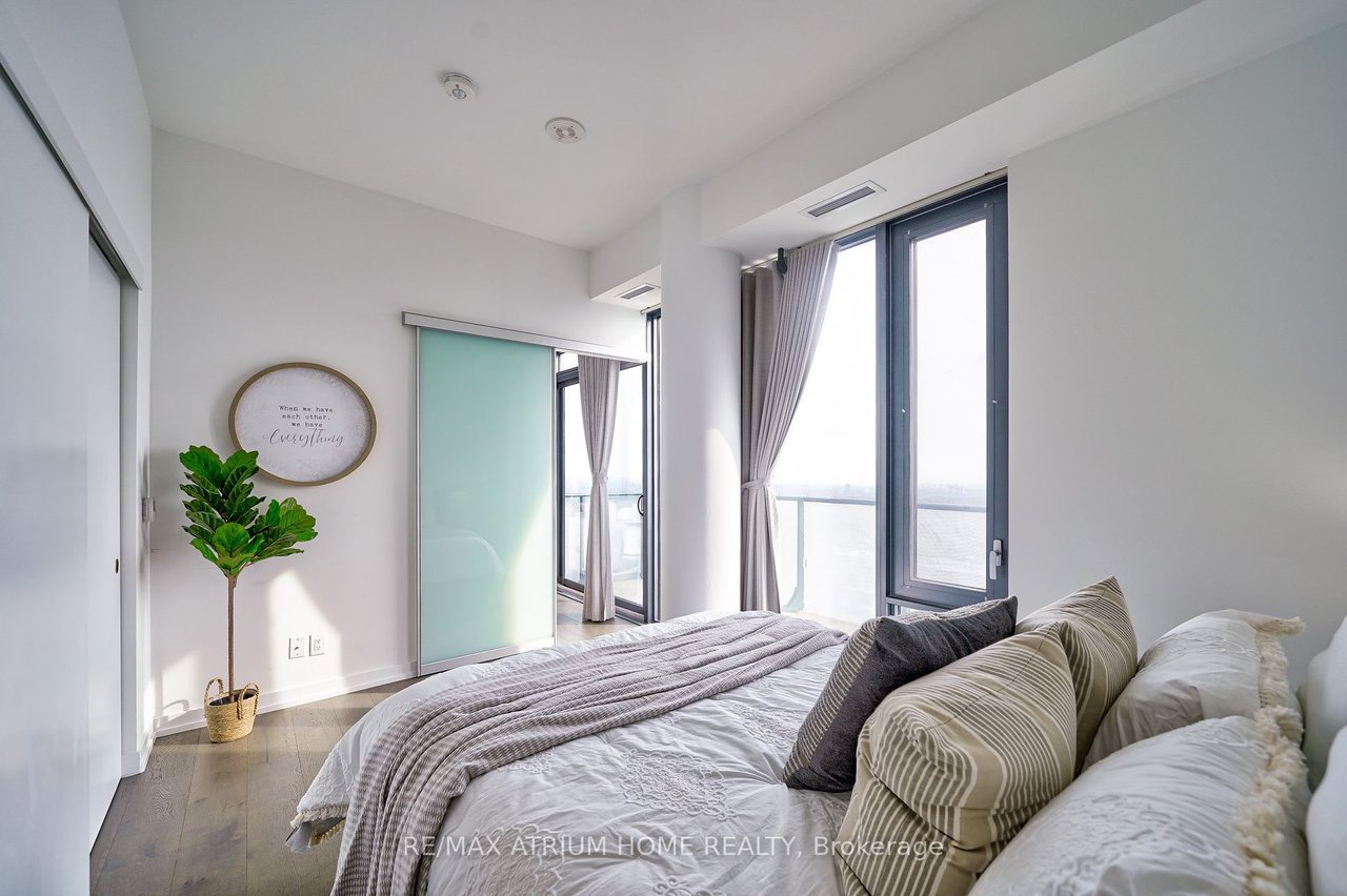 MIDTOWN LUXURY 