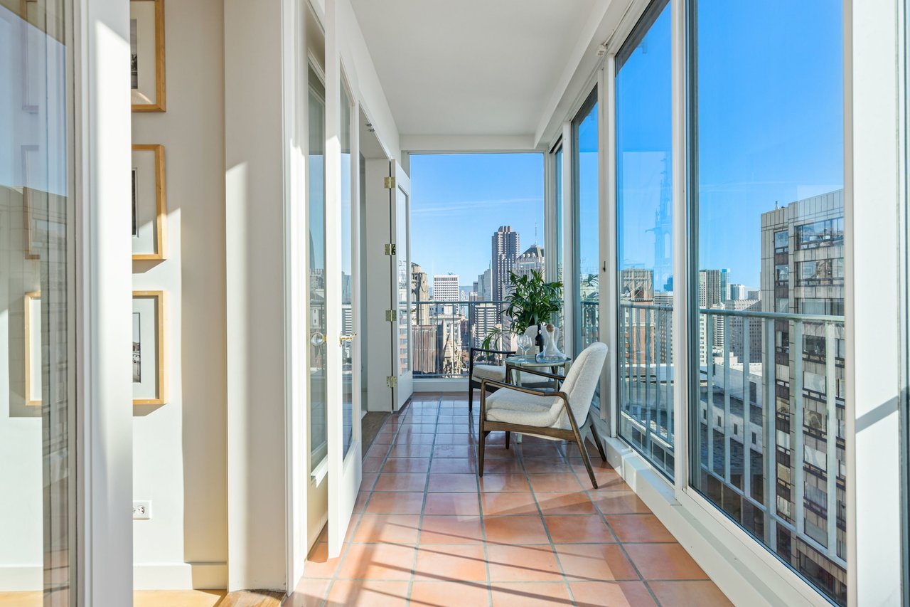 Elegance and Iconic Views on Nob Hill
