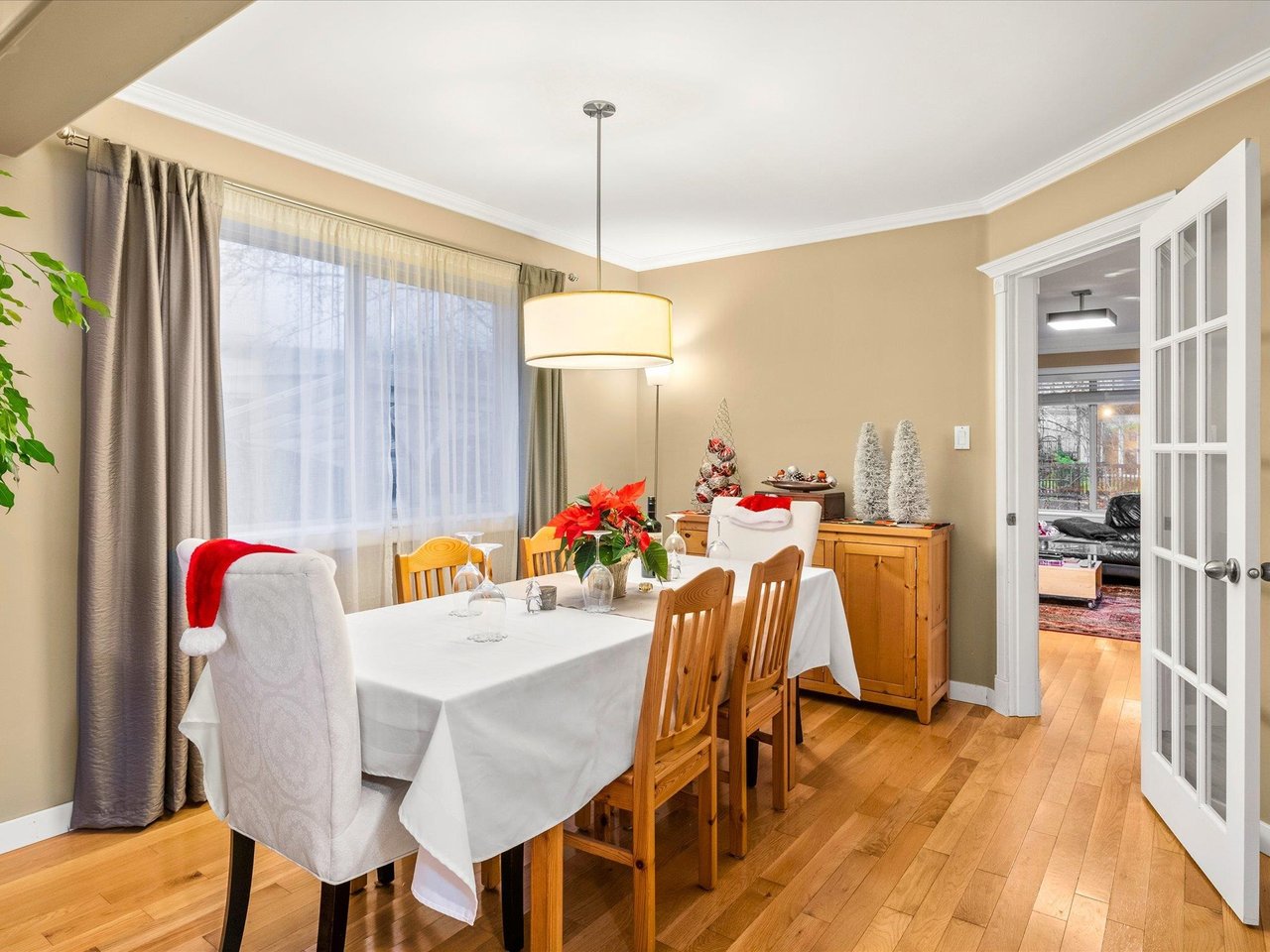 1014 Wenda Pl