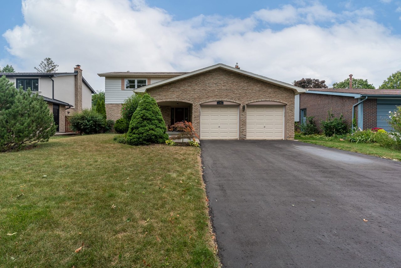 36 Avondale Cres 