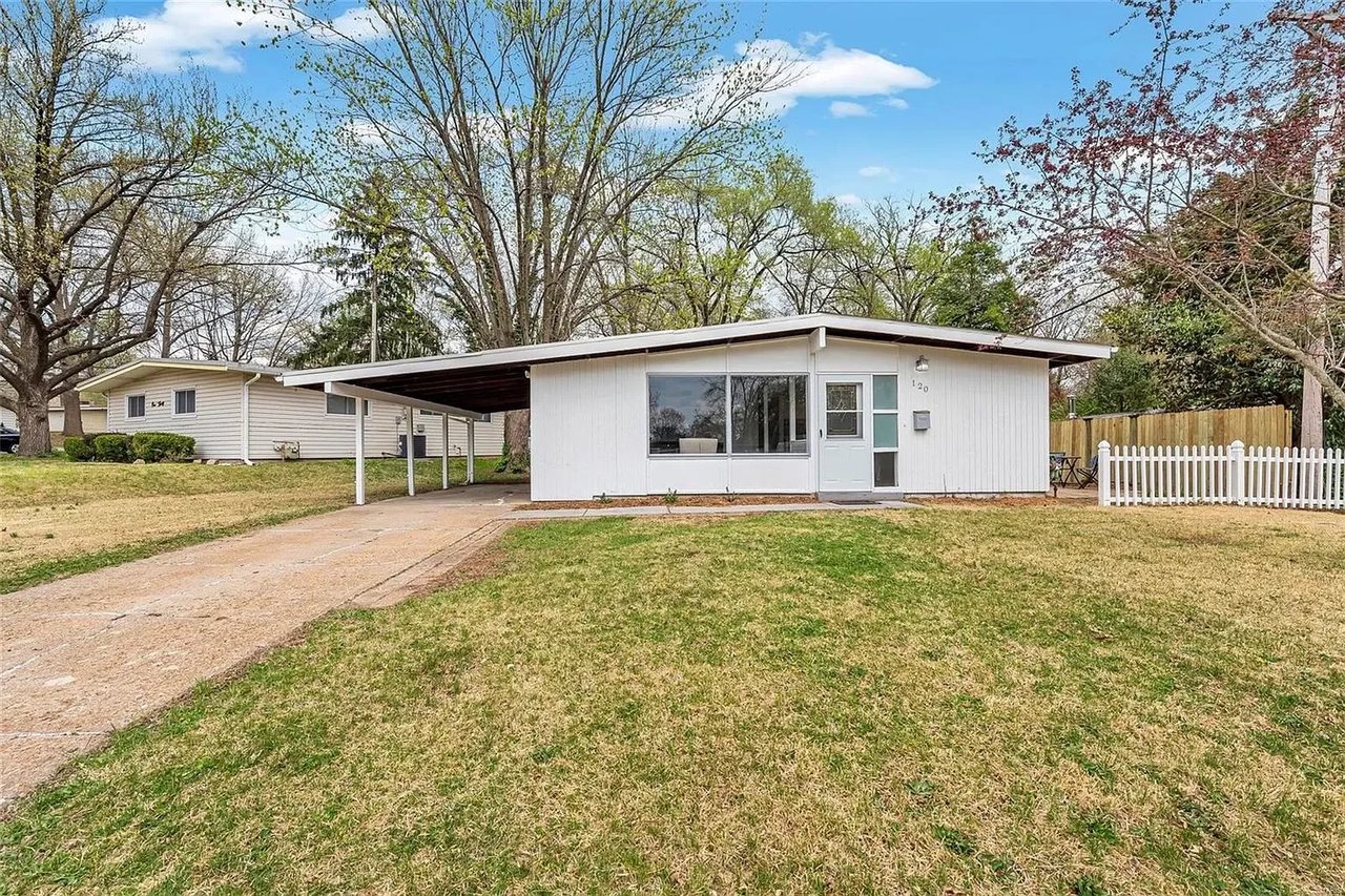 120 Taney Dr