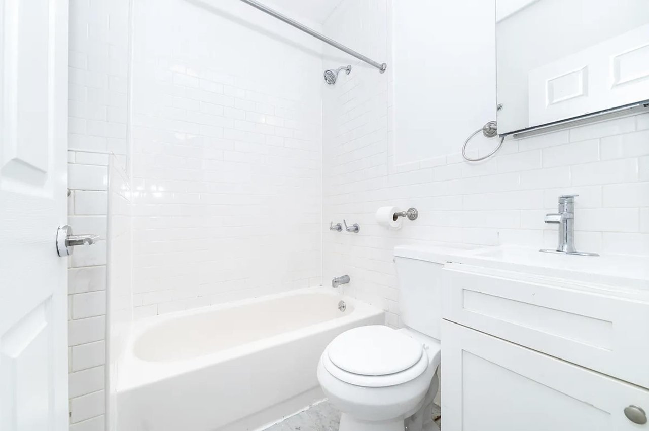 1050 Lafayette Avenue, Apt 17