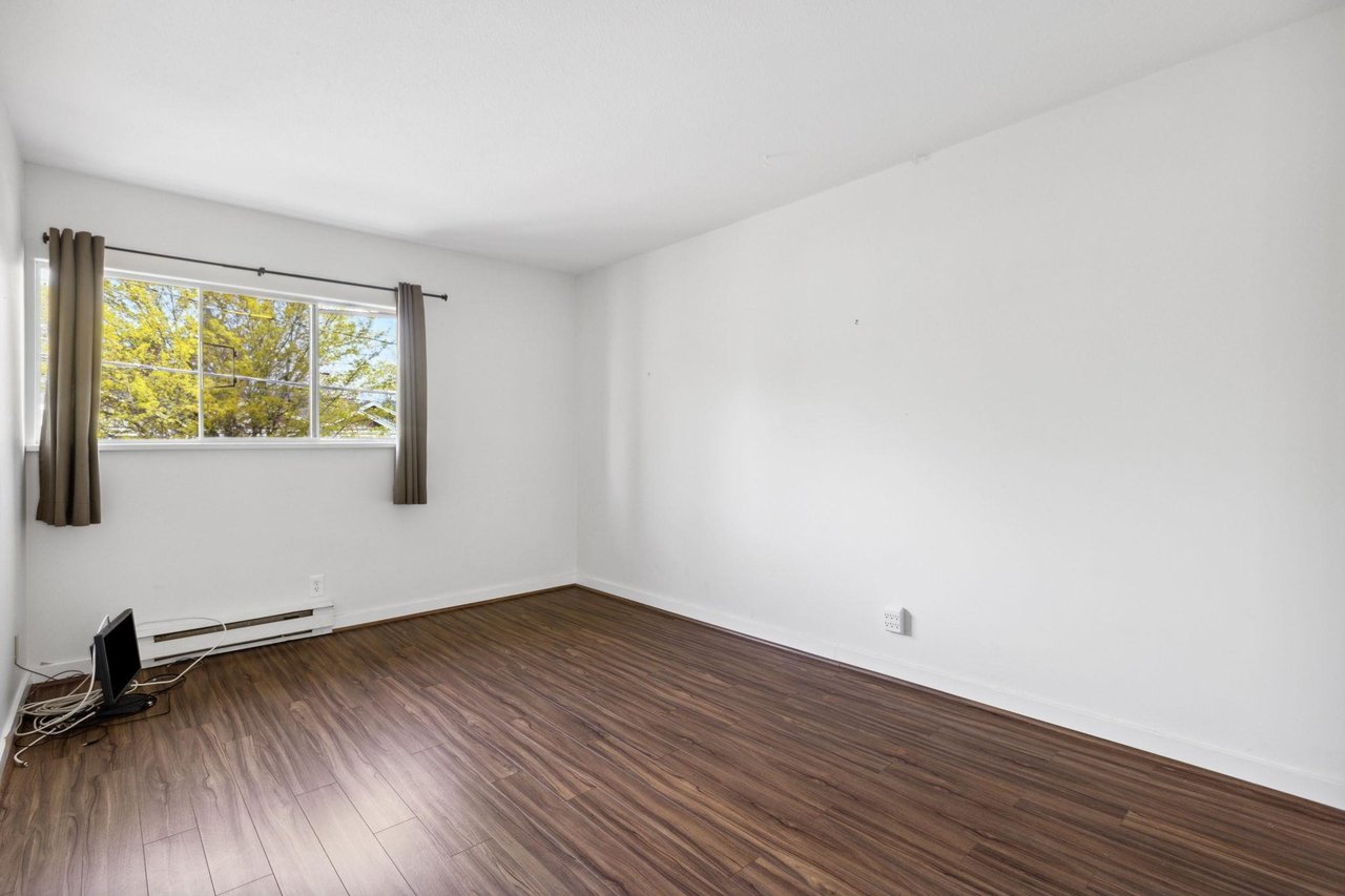 150 E 17th Ave