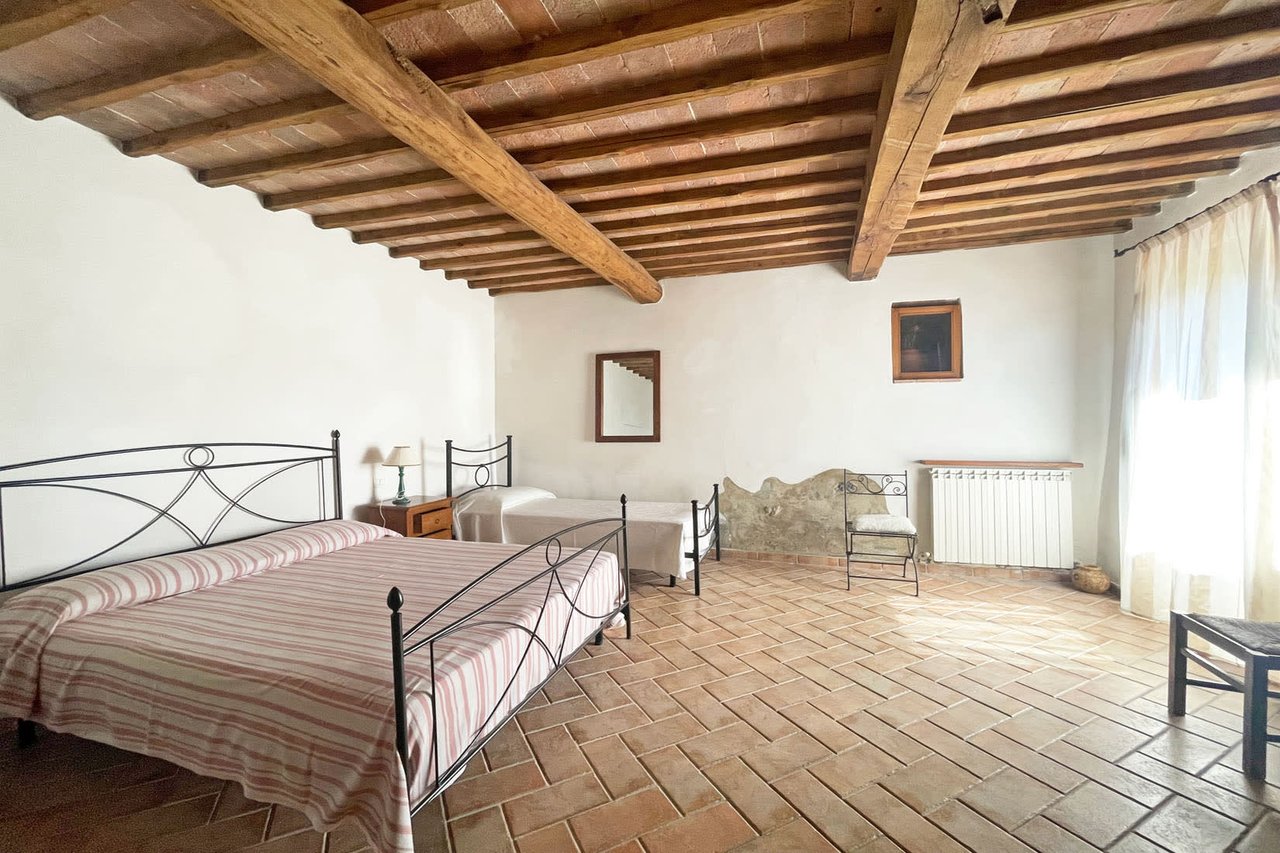 TENUTA IL GRANO “Charming Panoramic Farmhouse For Sale in Val d'Orcia”