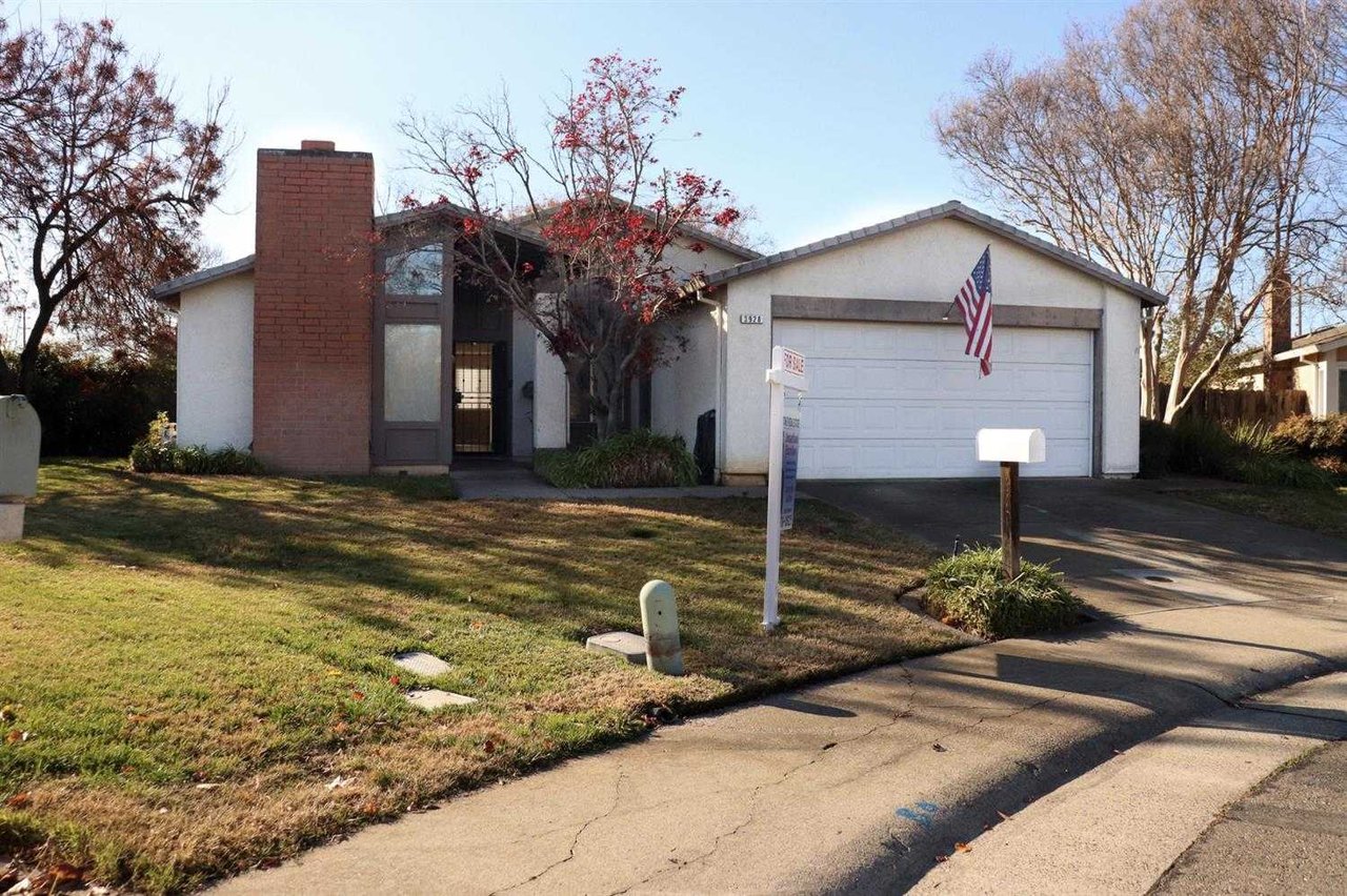 3928 Broughton Court