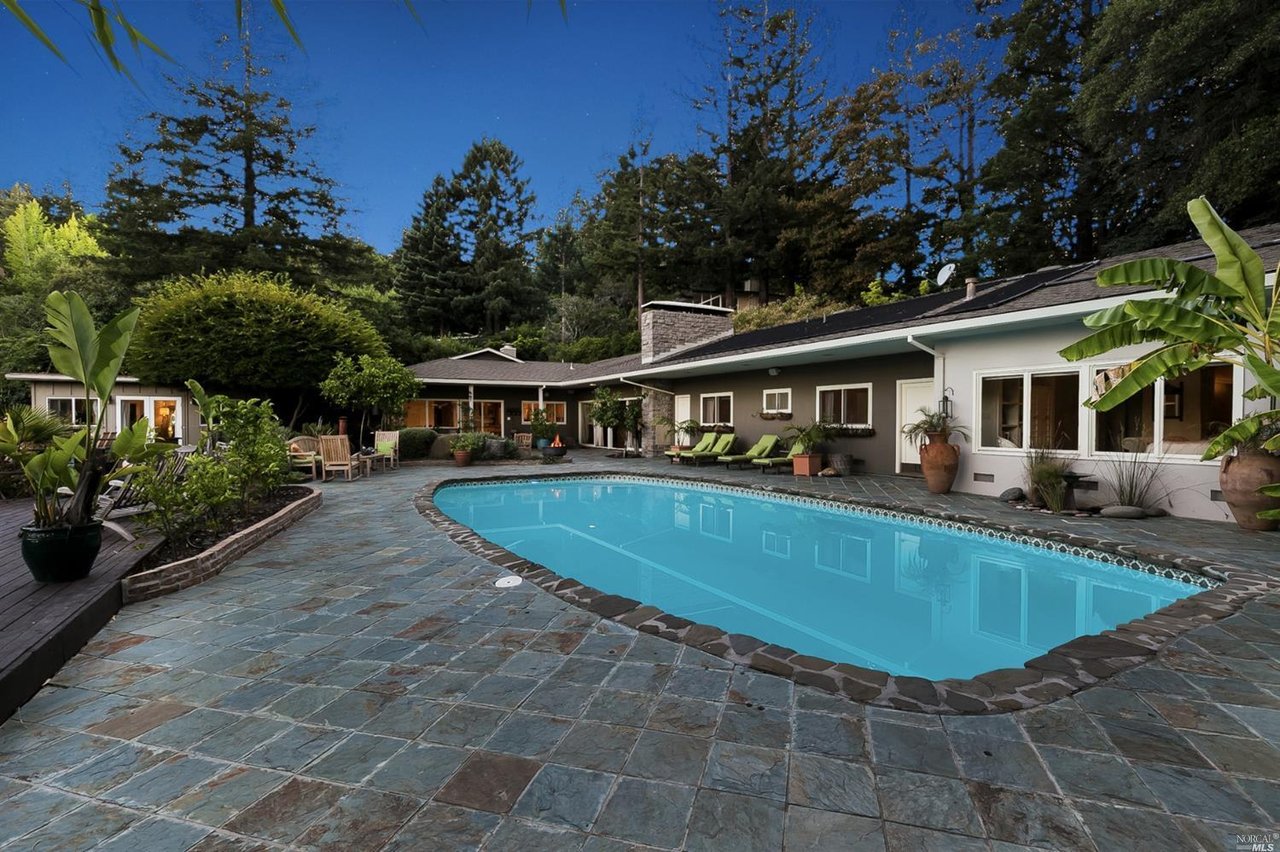 227 Evergreen Drive