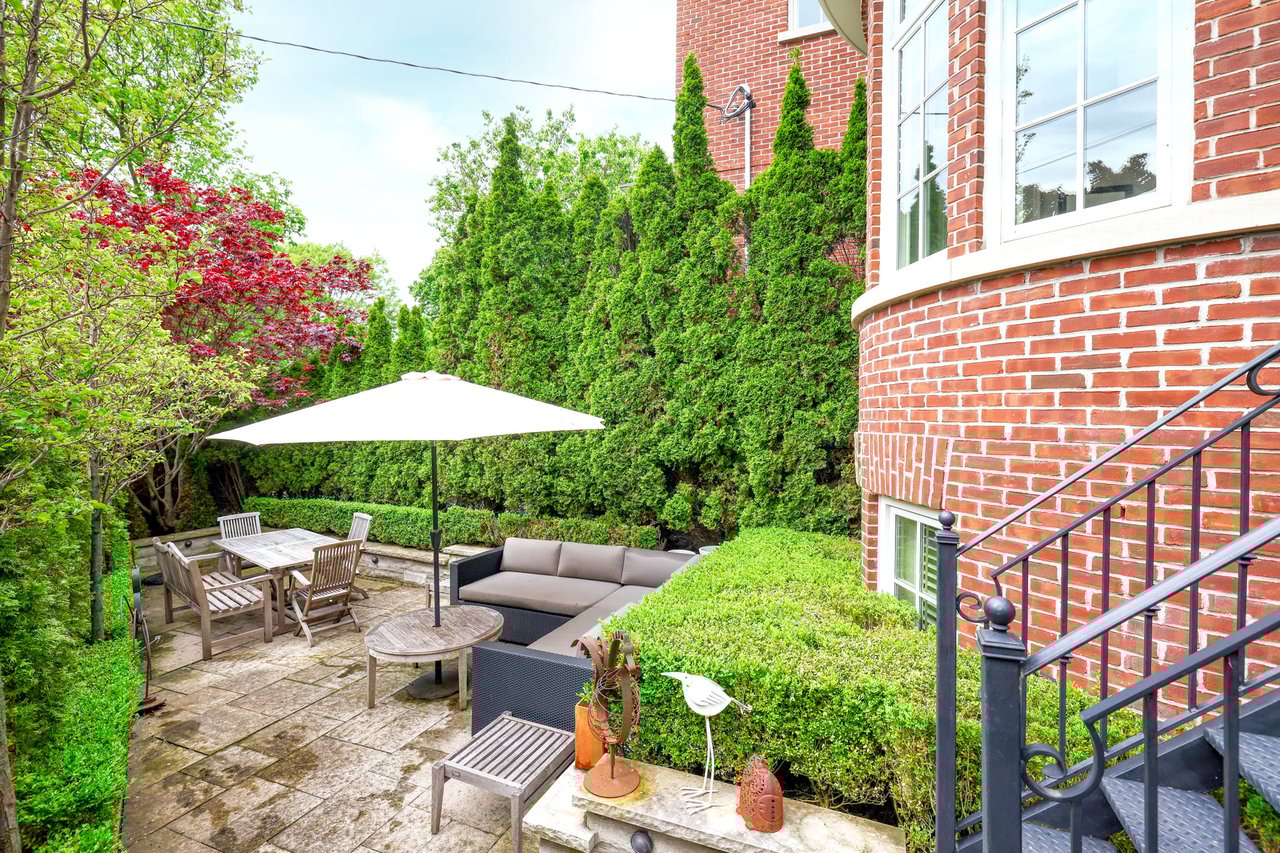SOLD: Exquisite And Grand Detached Residence
