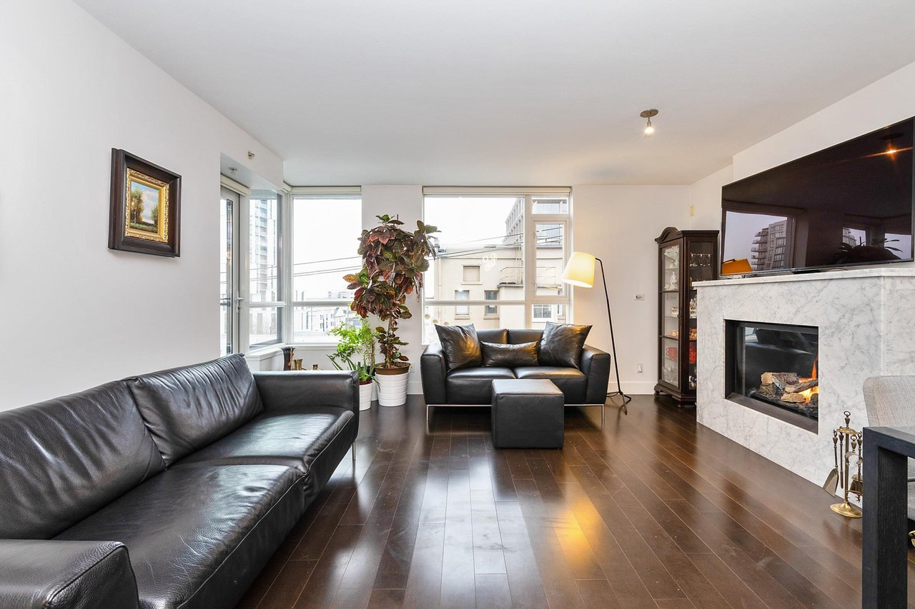 503-1530 W 8th Ave