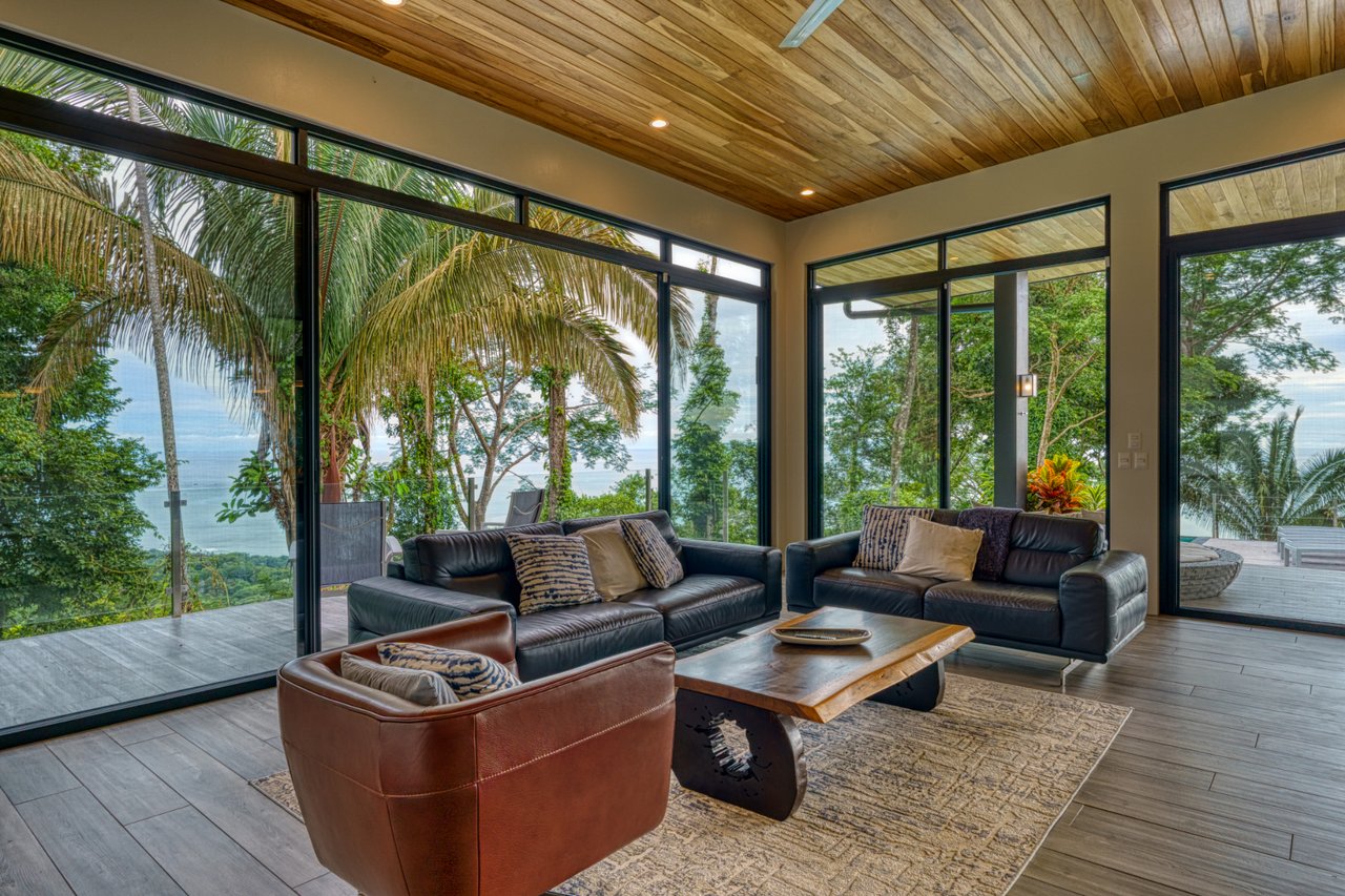 Luxury Ocean View Estate, Dominical, Puntarenas
