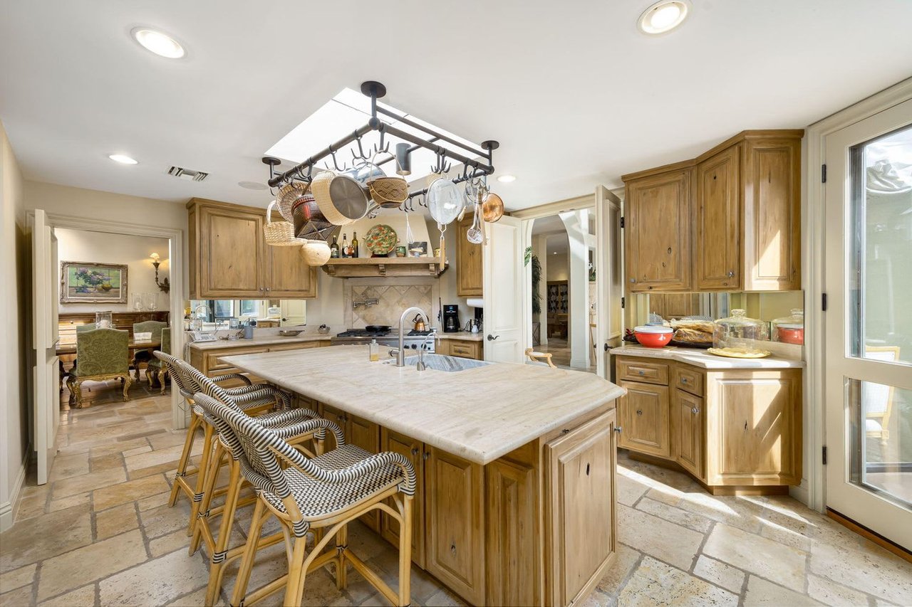 70983 Fairway Dr