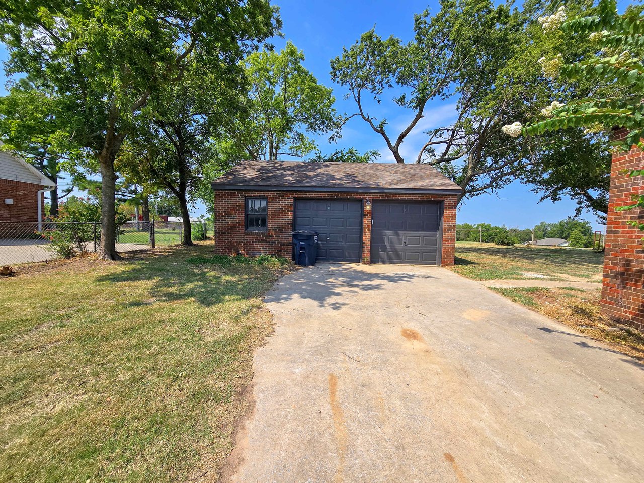 3602 N Union AVe