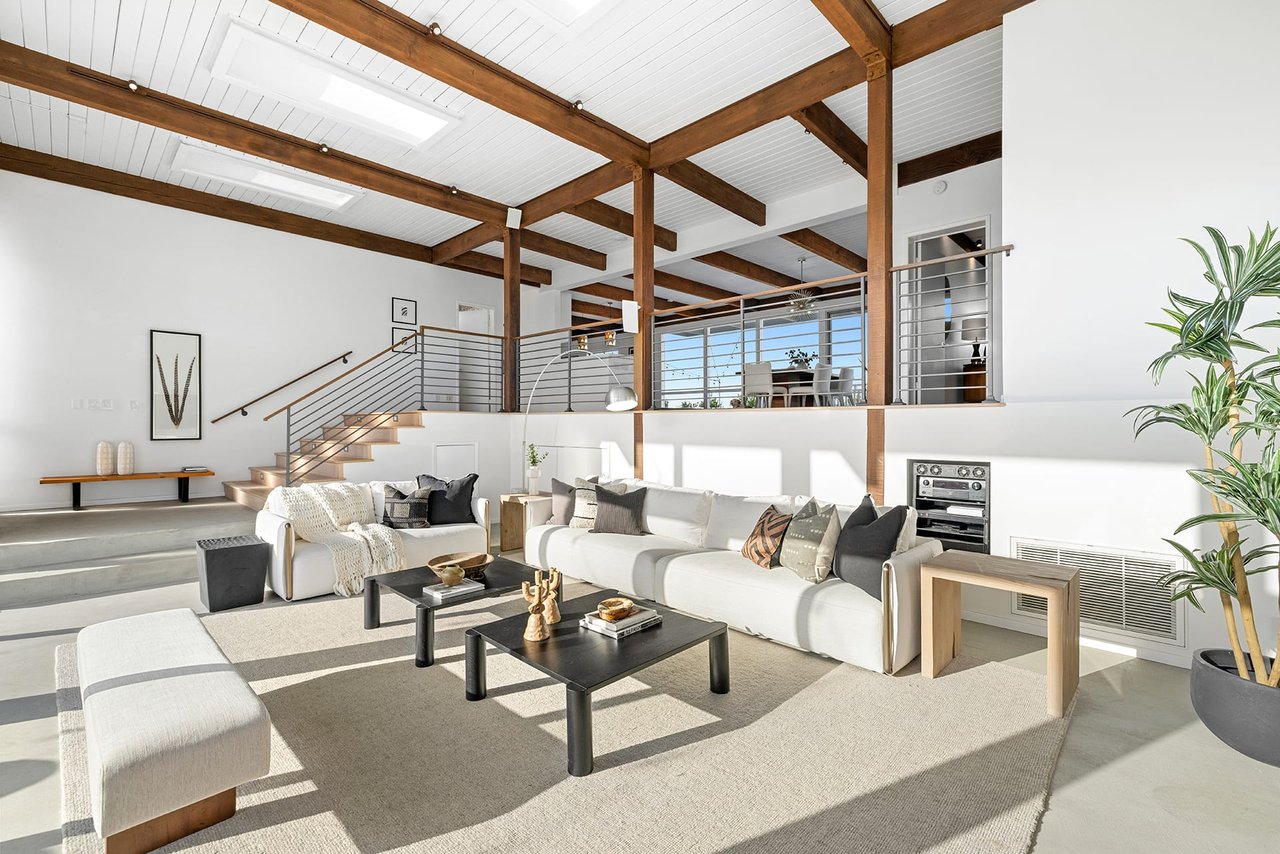 1600 Galaxy Drive