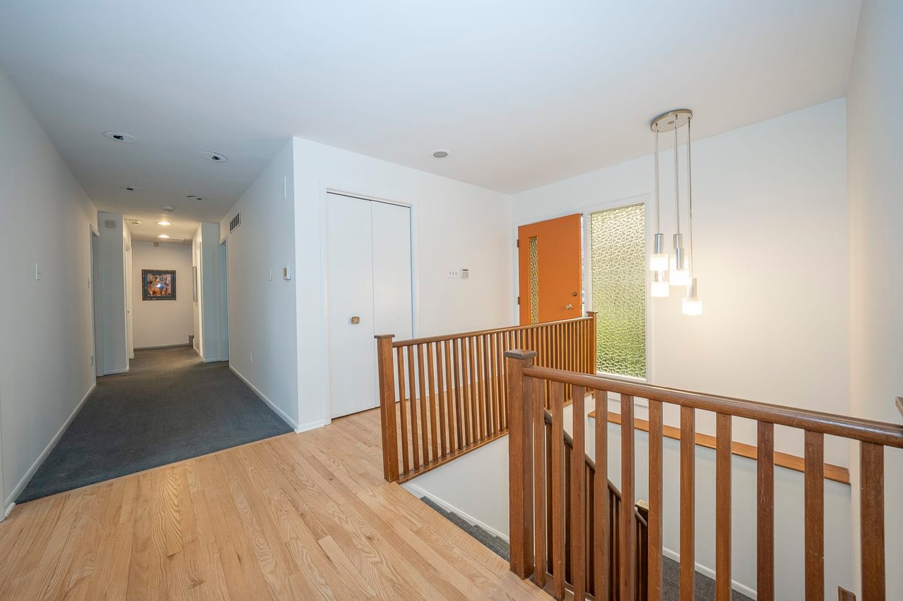 Modern Single Family Home 