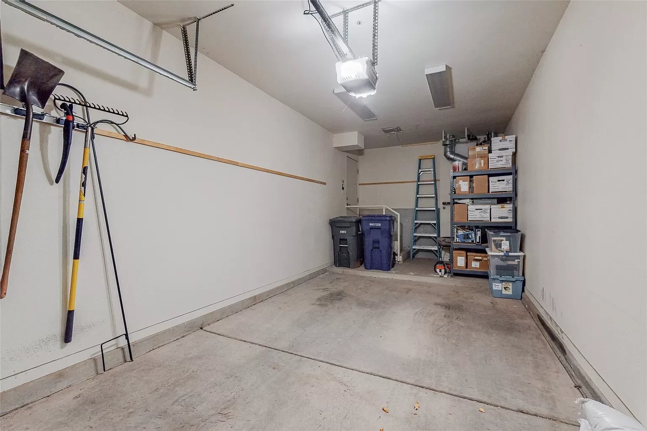 604 Avenida Villa Hermosa #201