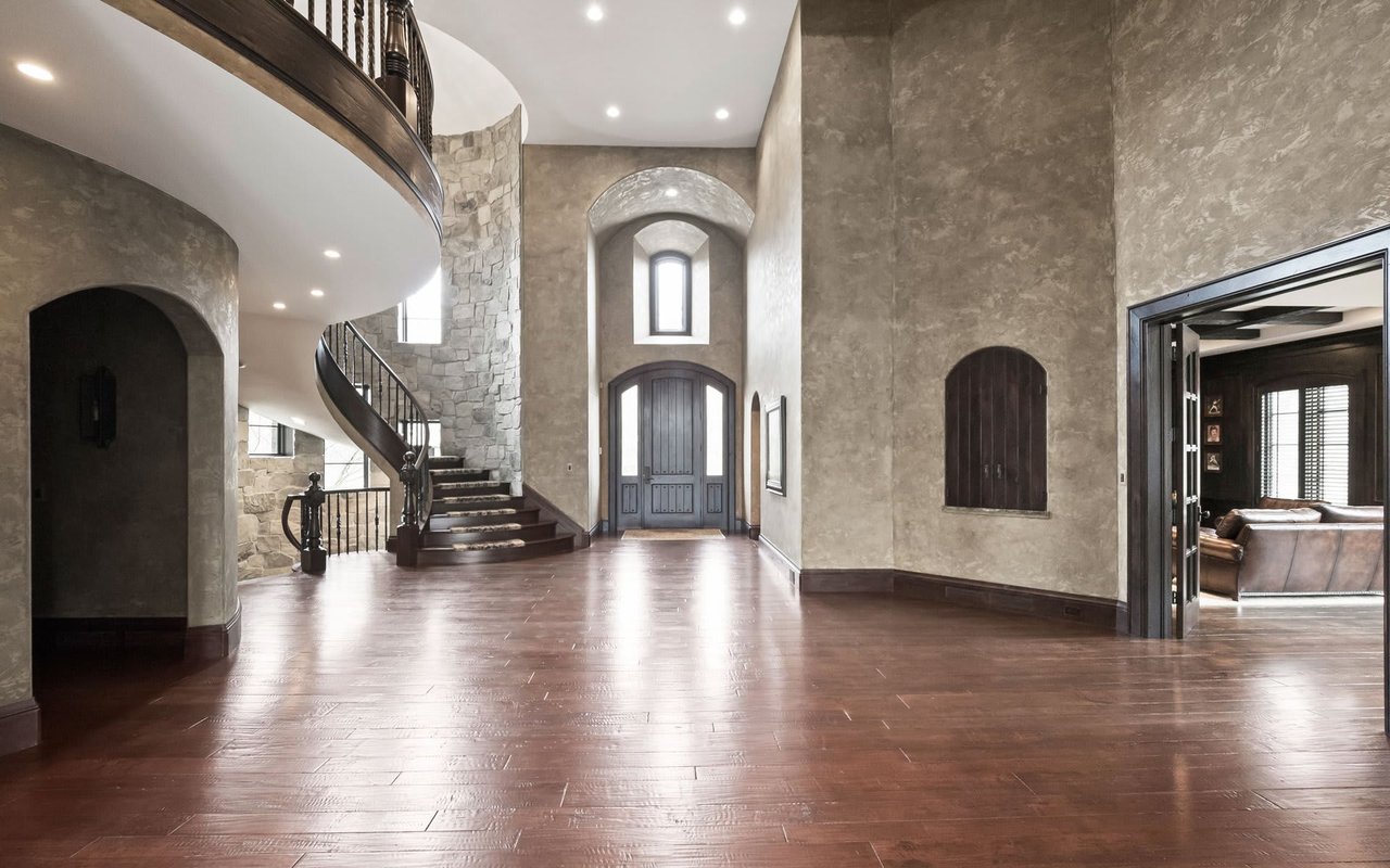 26565 Scenic Drive