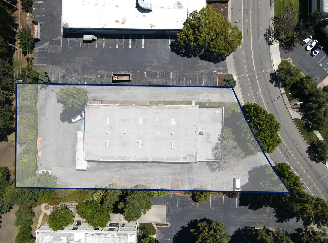 Rare 11K SF Industrial Owner-User Opportunity