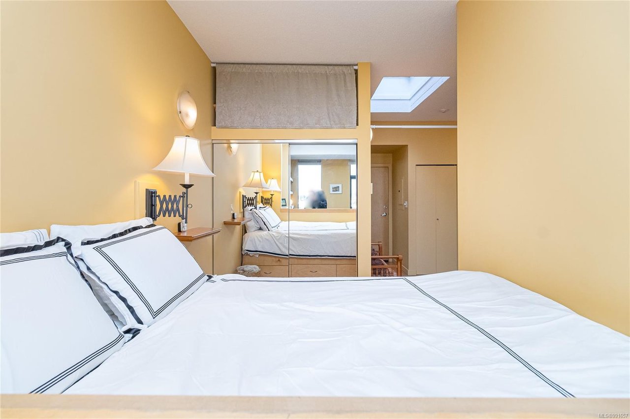 521-409 Swift St, Victoria