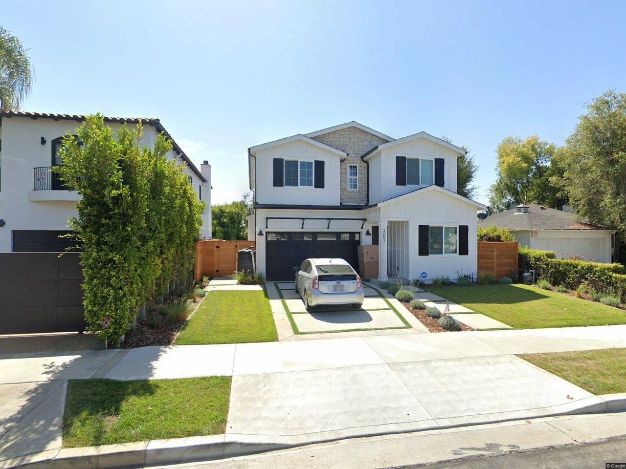 2062 Kerwood Ave