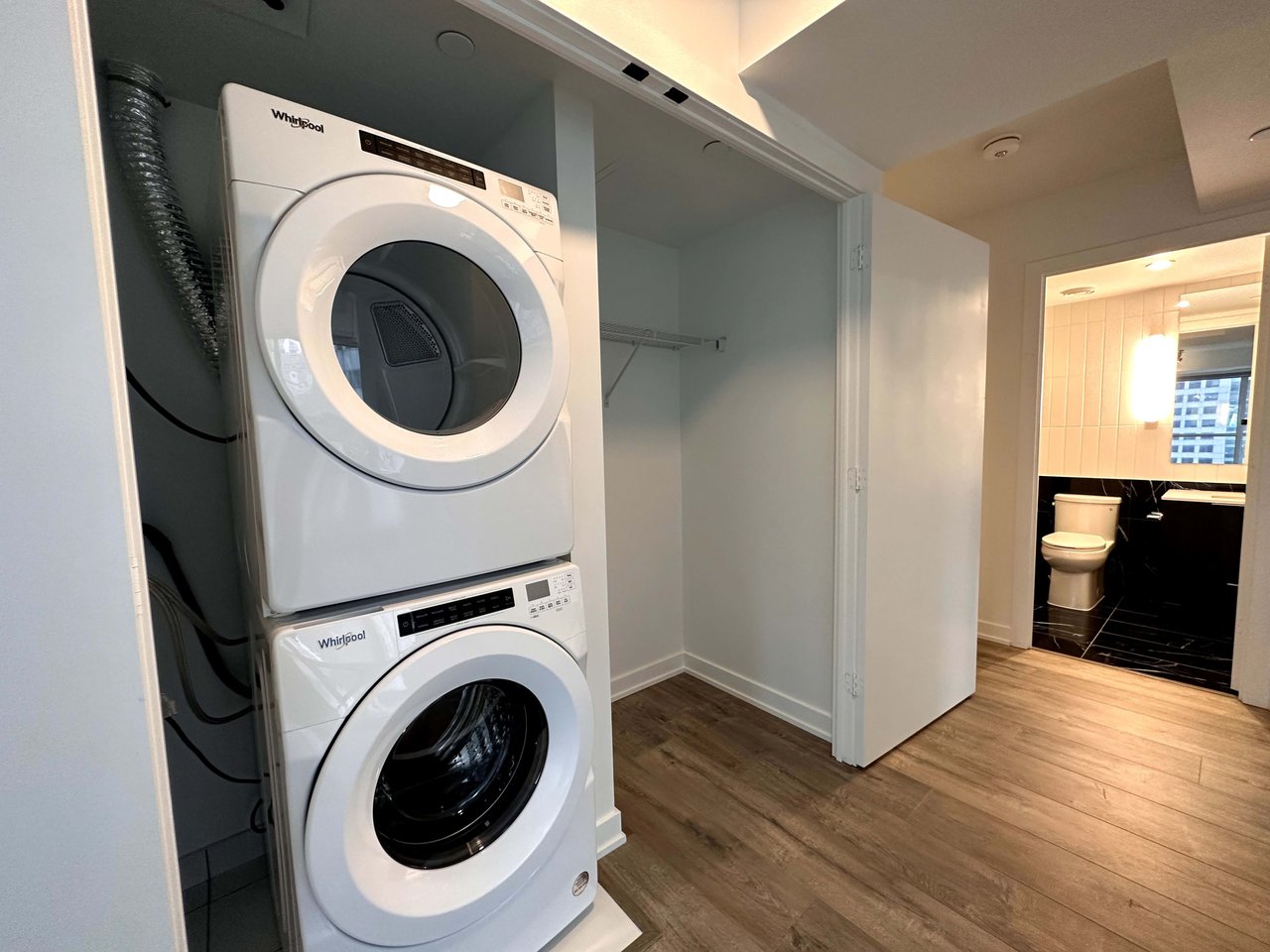 327 King St W, Unit 707