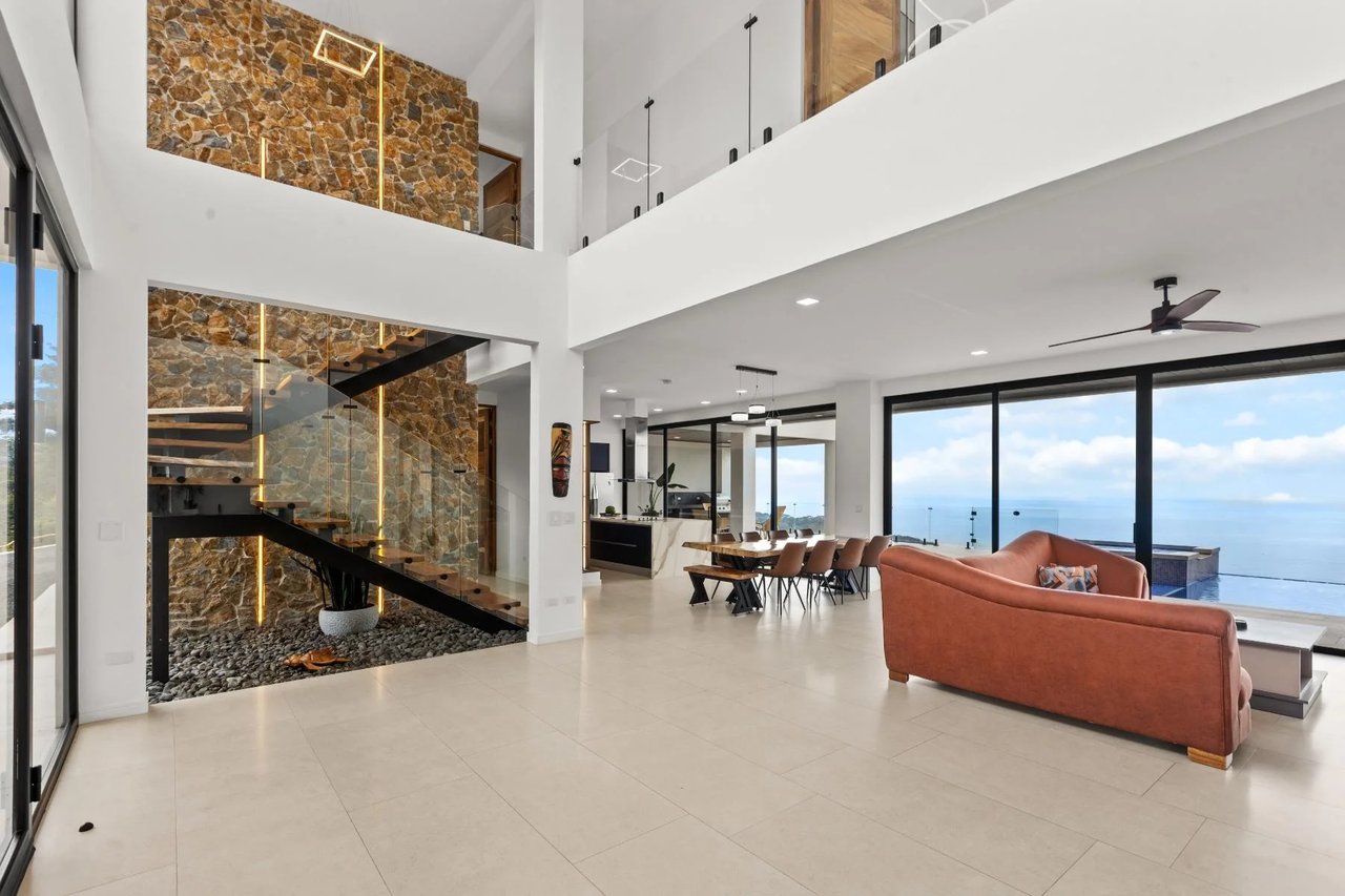 Luxury Ocean View Villa, Jaco, Puntarenas