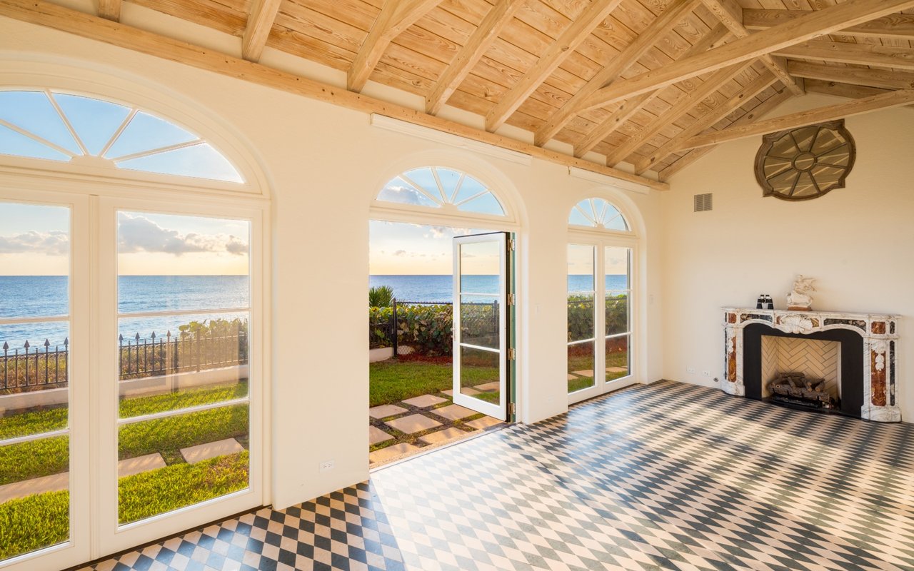 2817 N Ocean Blvd