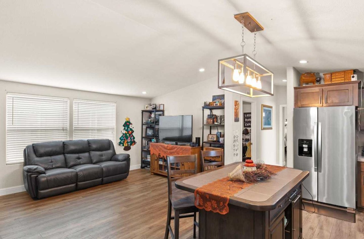 49 Blanca LN 620