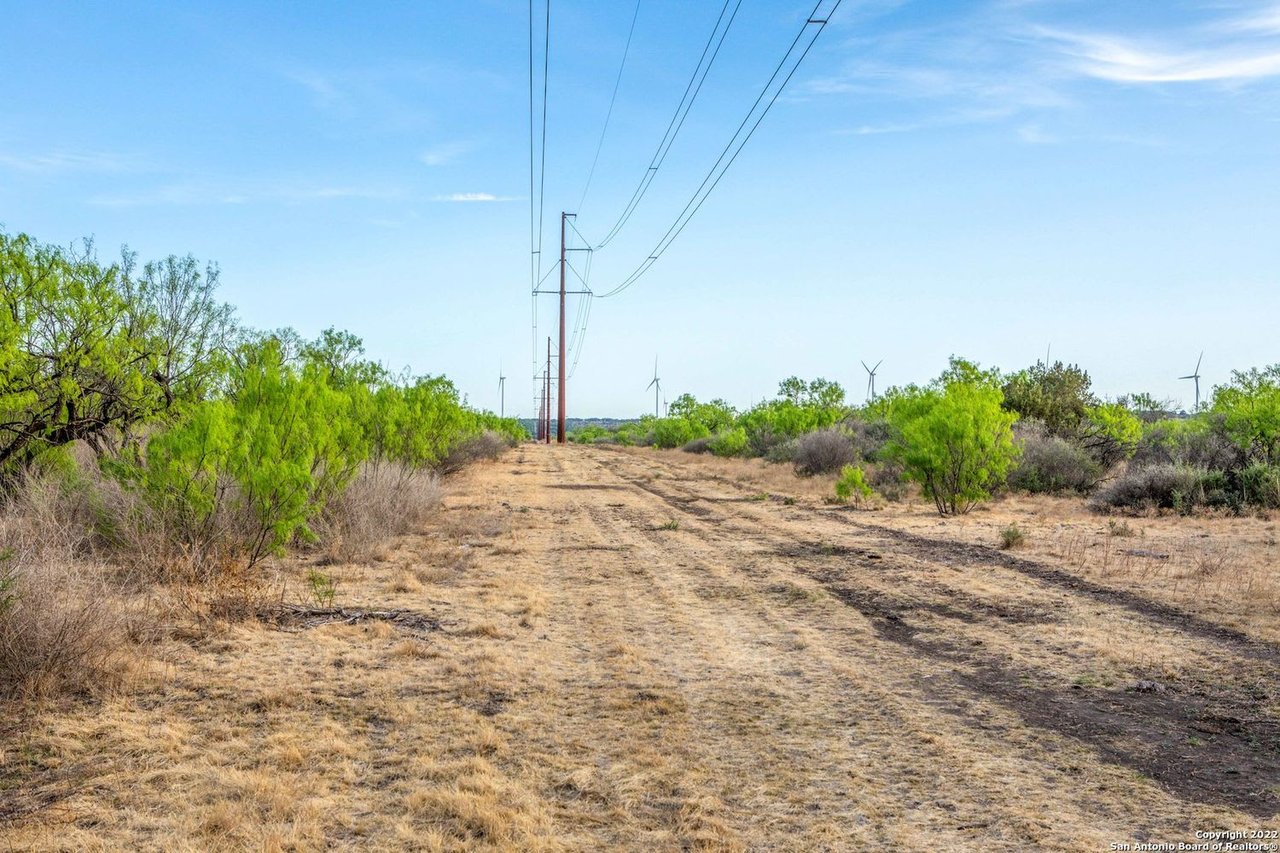 000 Private Rd