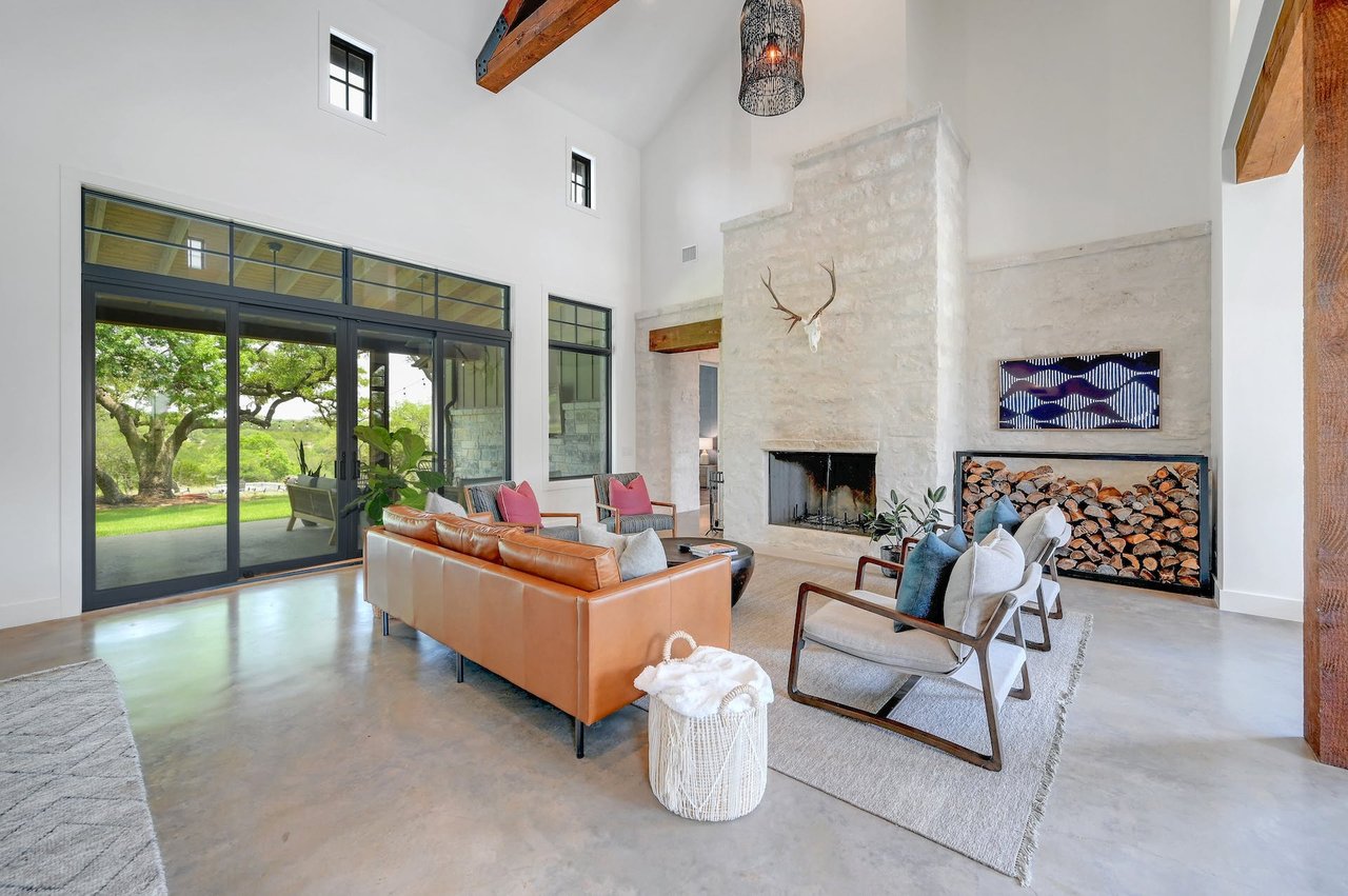 Luxury estate in Dripping Springs near Camp Lucy