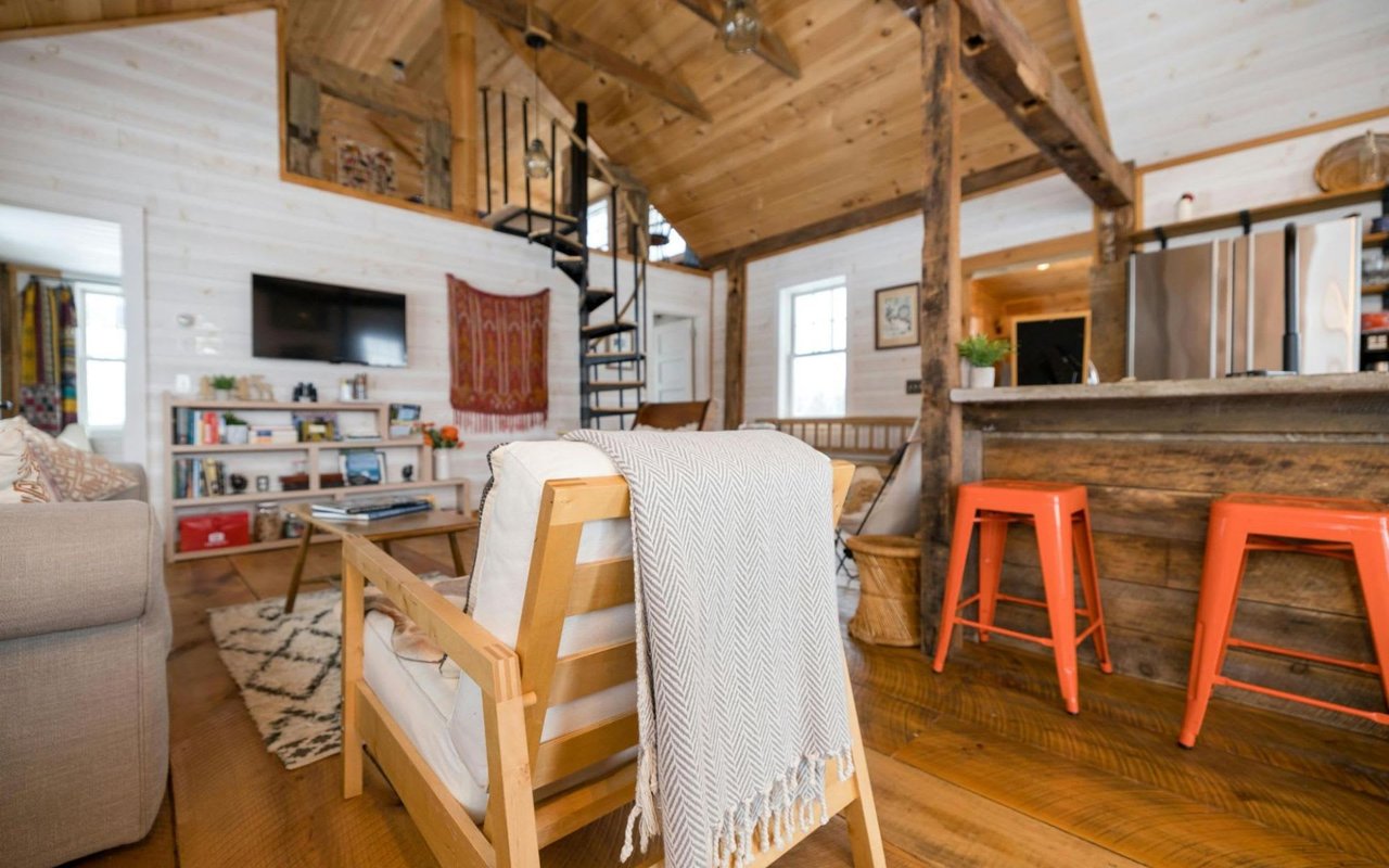 The Differences Between Buying a Second Home vs Investment Property