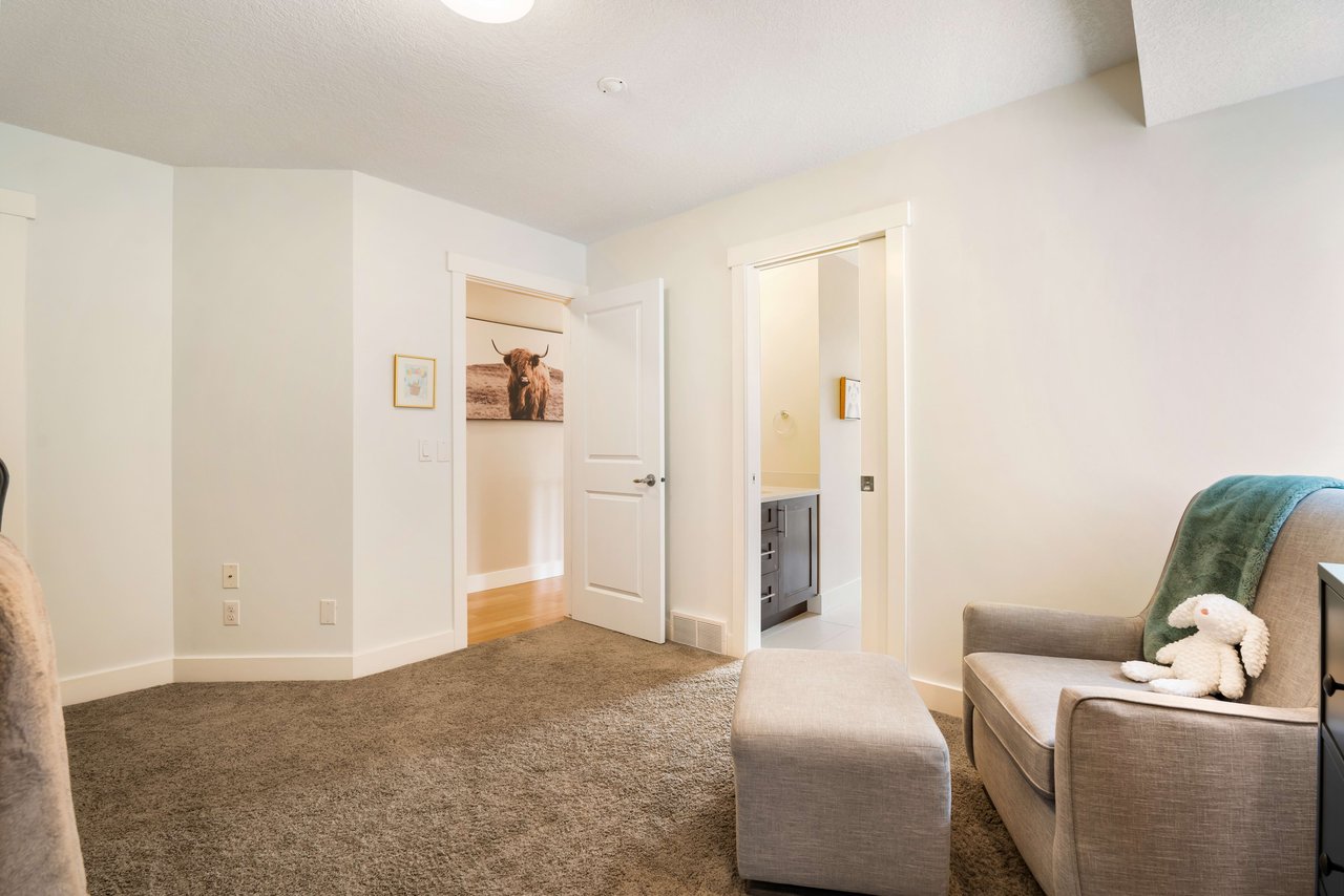 2020 27 Avenue SW Unit: 1
