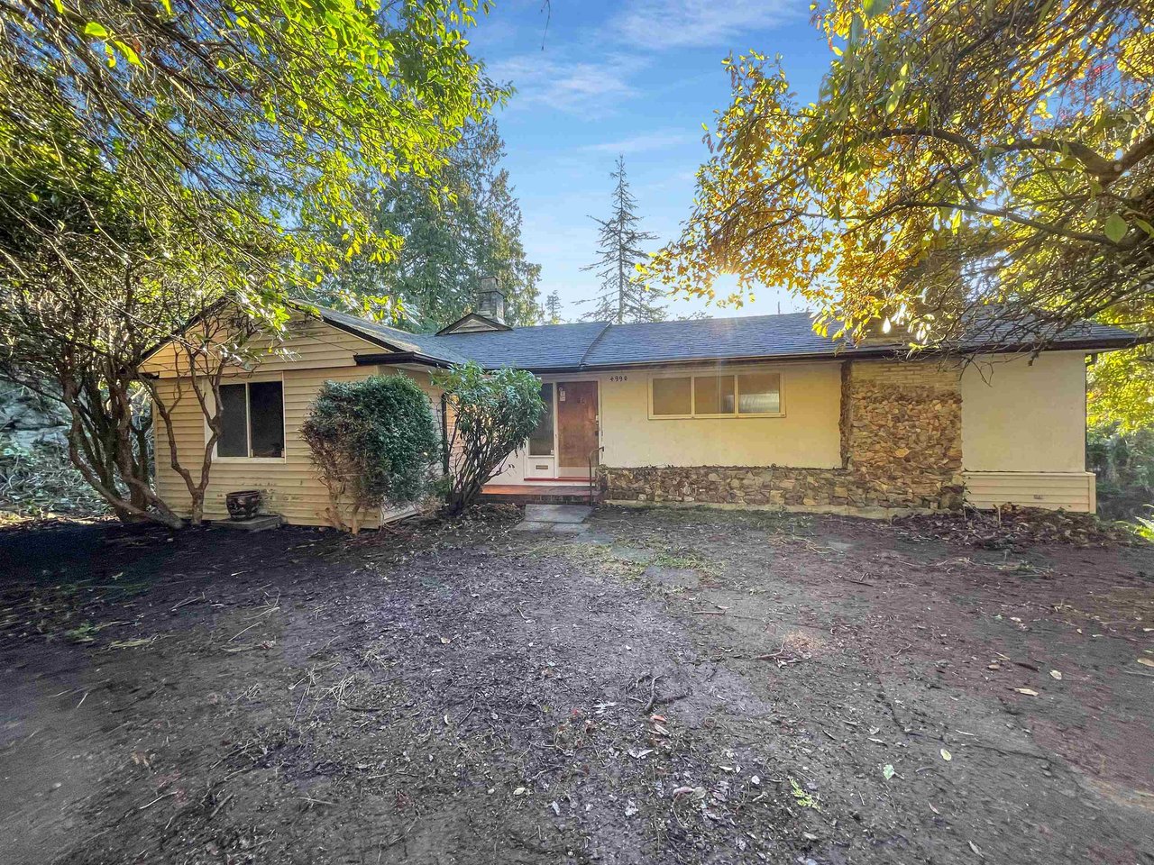 4990 Water Ln