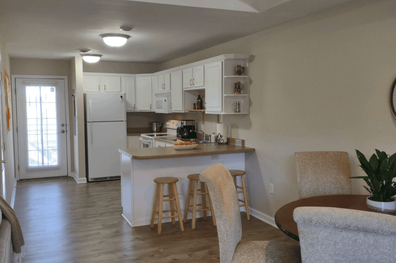 1629 Queen Anne Way