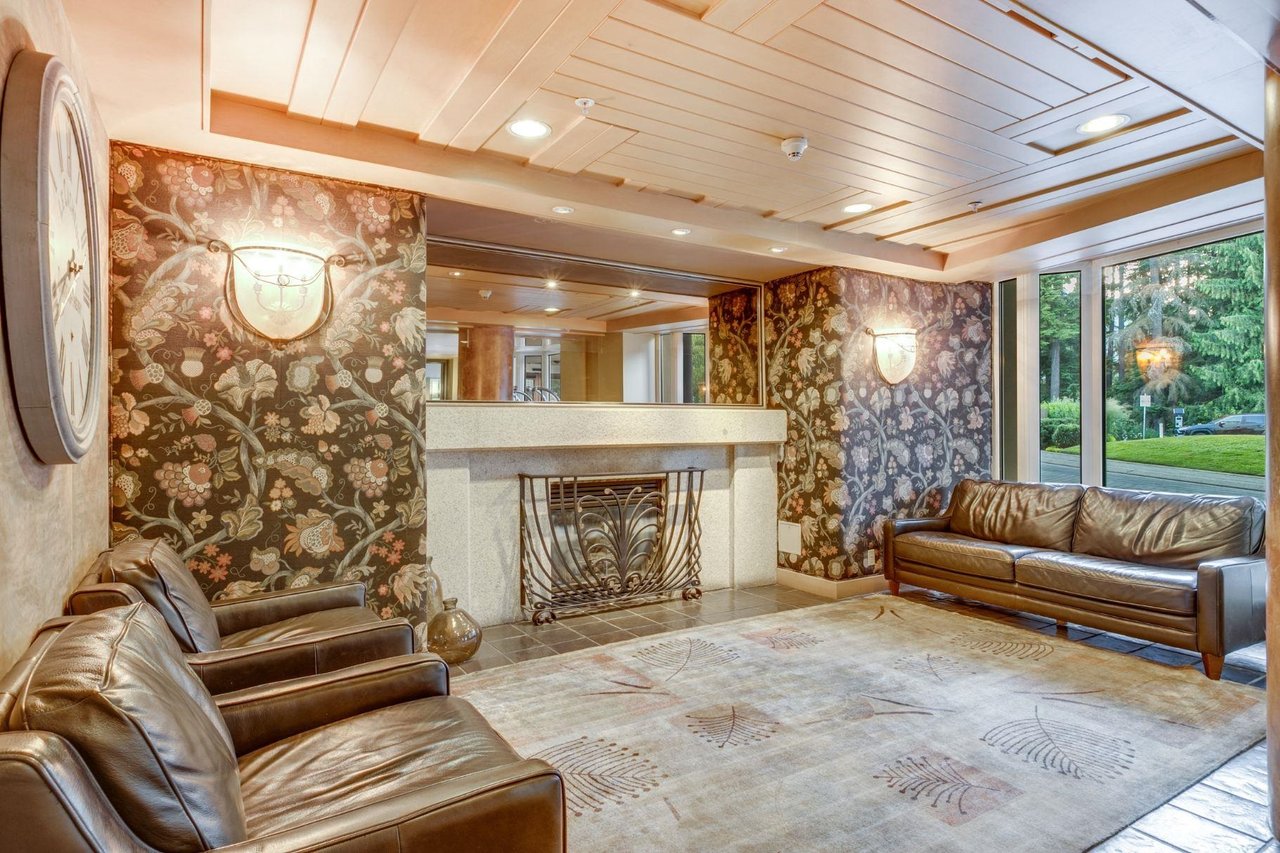 417-4557 Blackcomb Wy