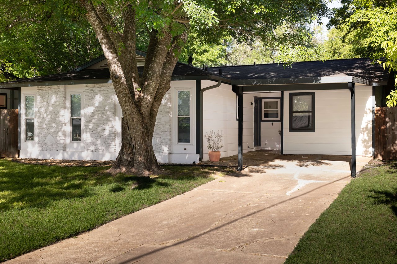 2906  Burning Oak Dr.