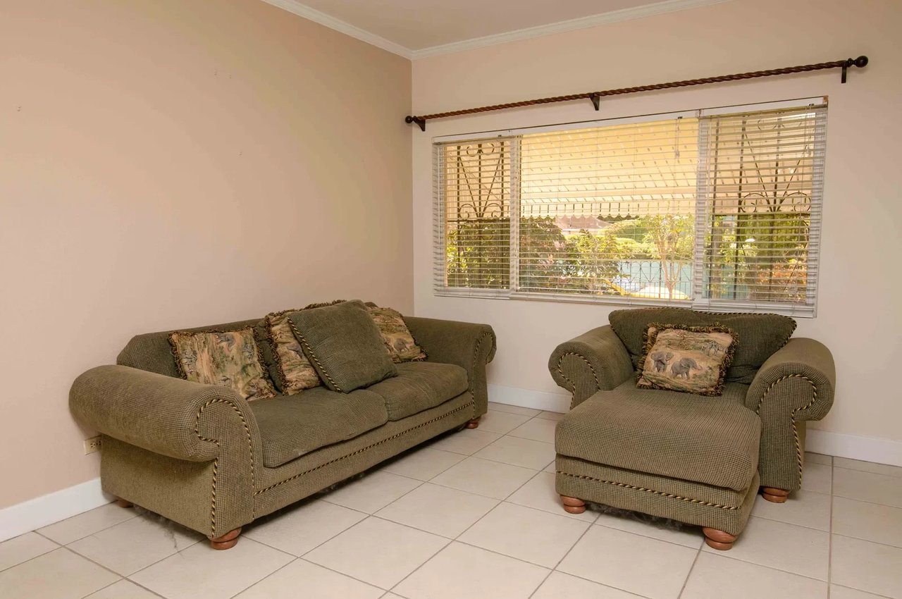 41 Retirement Rd, Shirley St