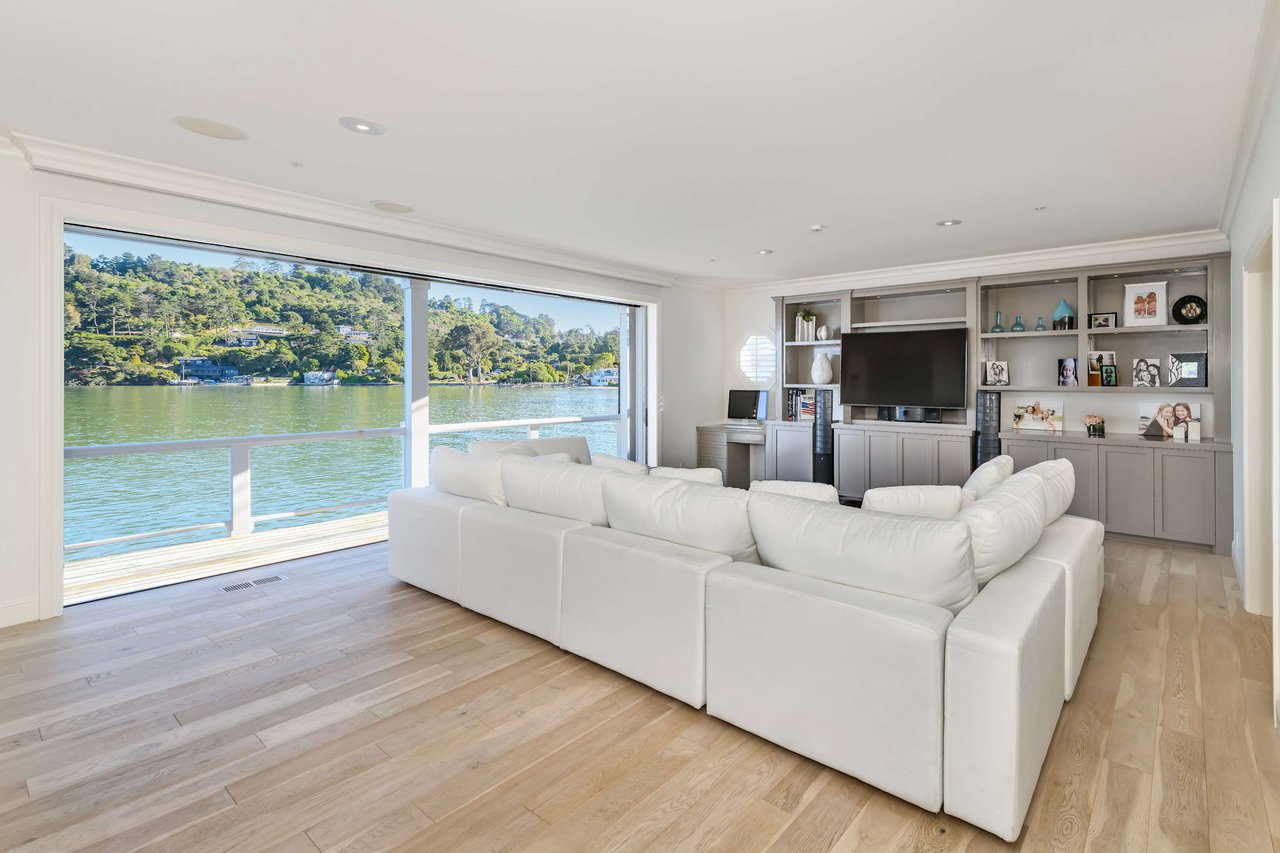 Exquisite Waterfront 'Smart Home' on Flat, Gated Street