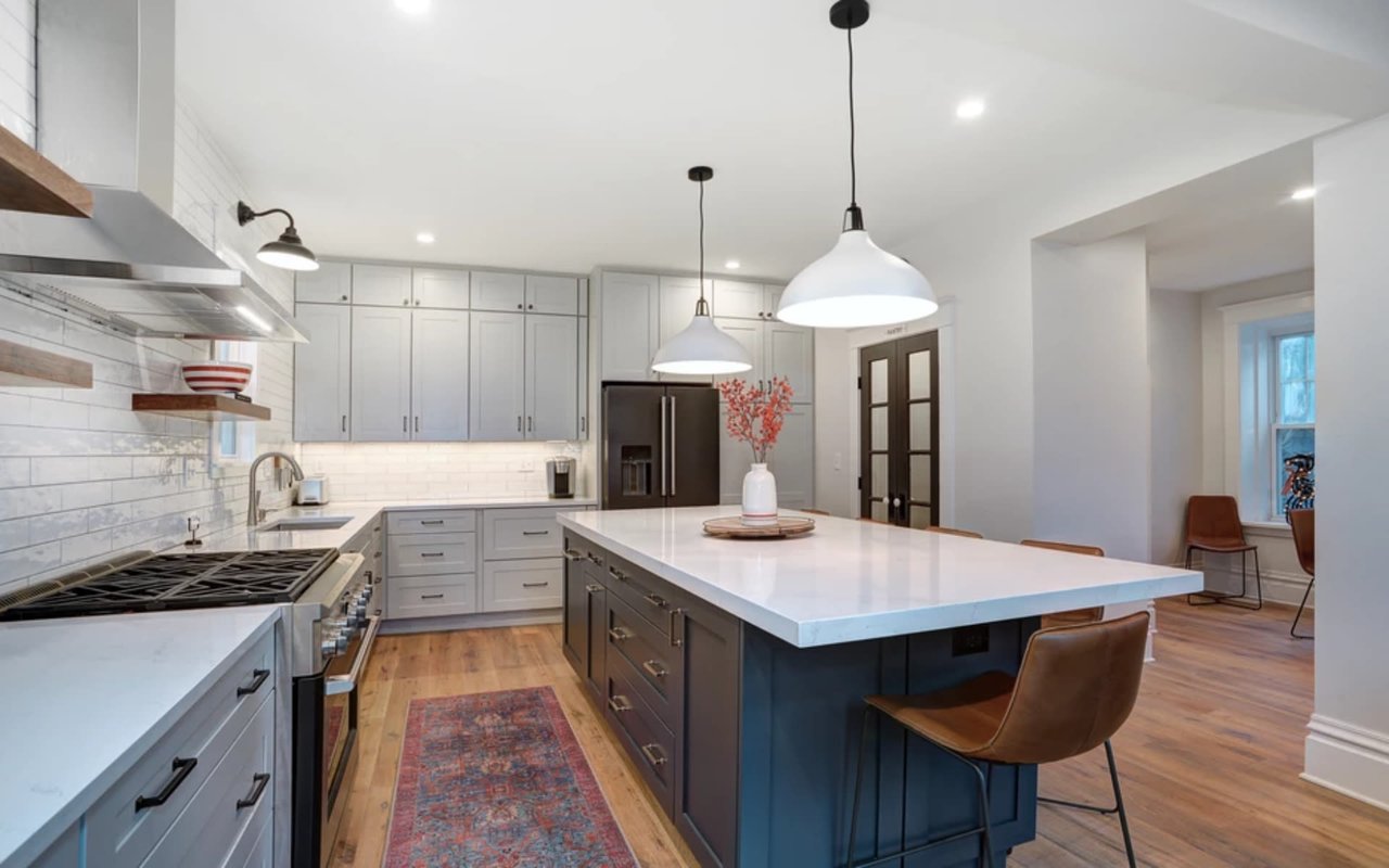 SEWICKLEY HOME GETS A FRESH MODERN UPDATE